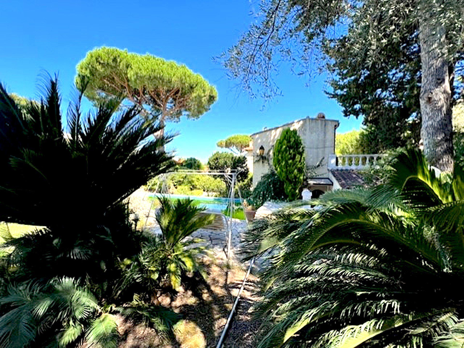 rumah dalam Juan-les-Pins, Provence-Alpes-Côte d'Azur 10814002