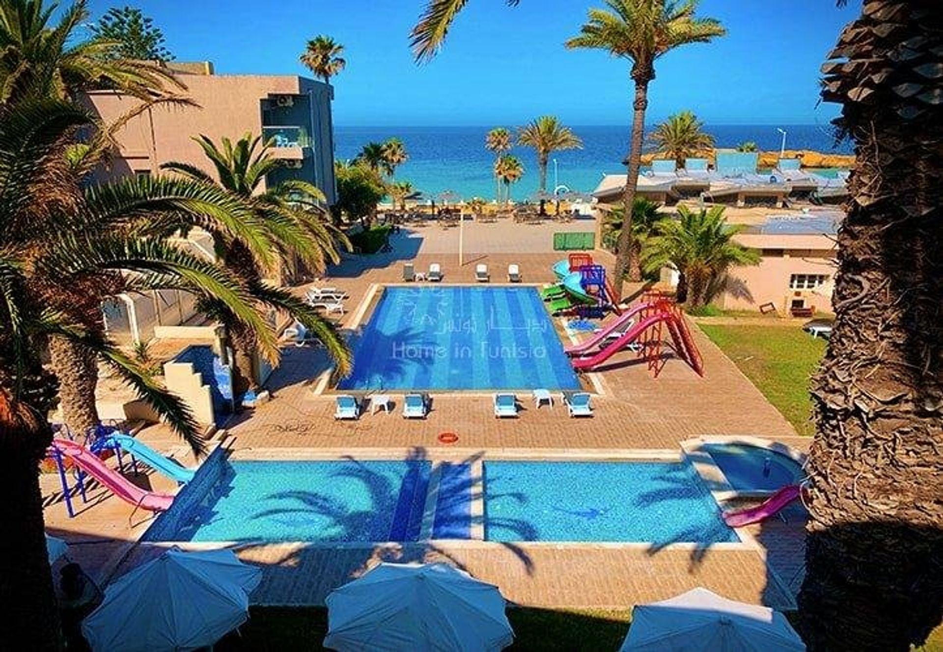 Muu sisään Monastir, Monastir 10814387