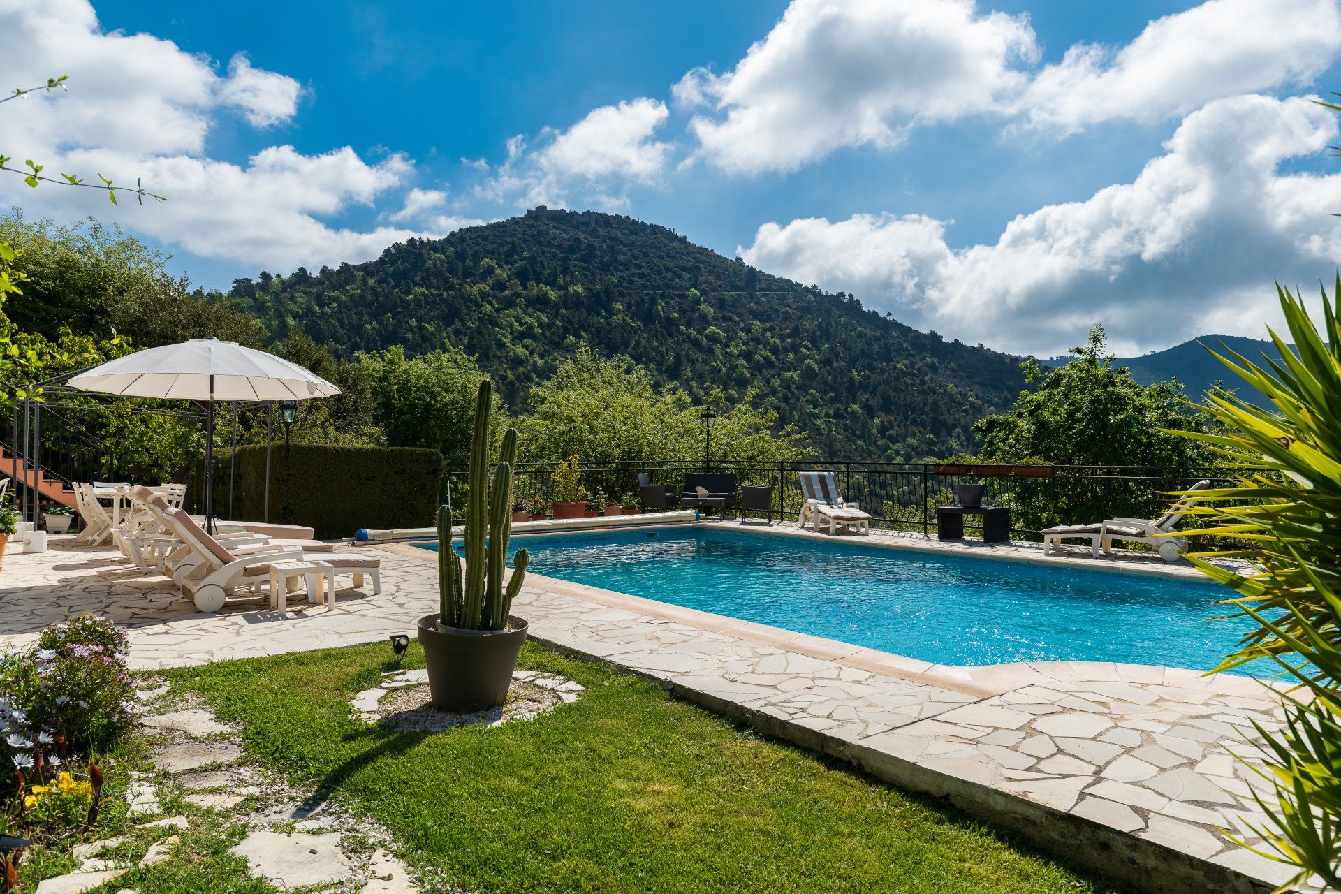 Haus im Tourrette-Levens, Provence-Alpes-Cote d'Azur 10814852