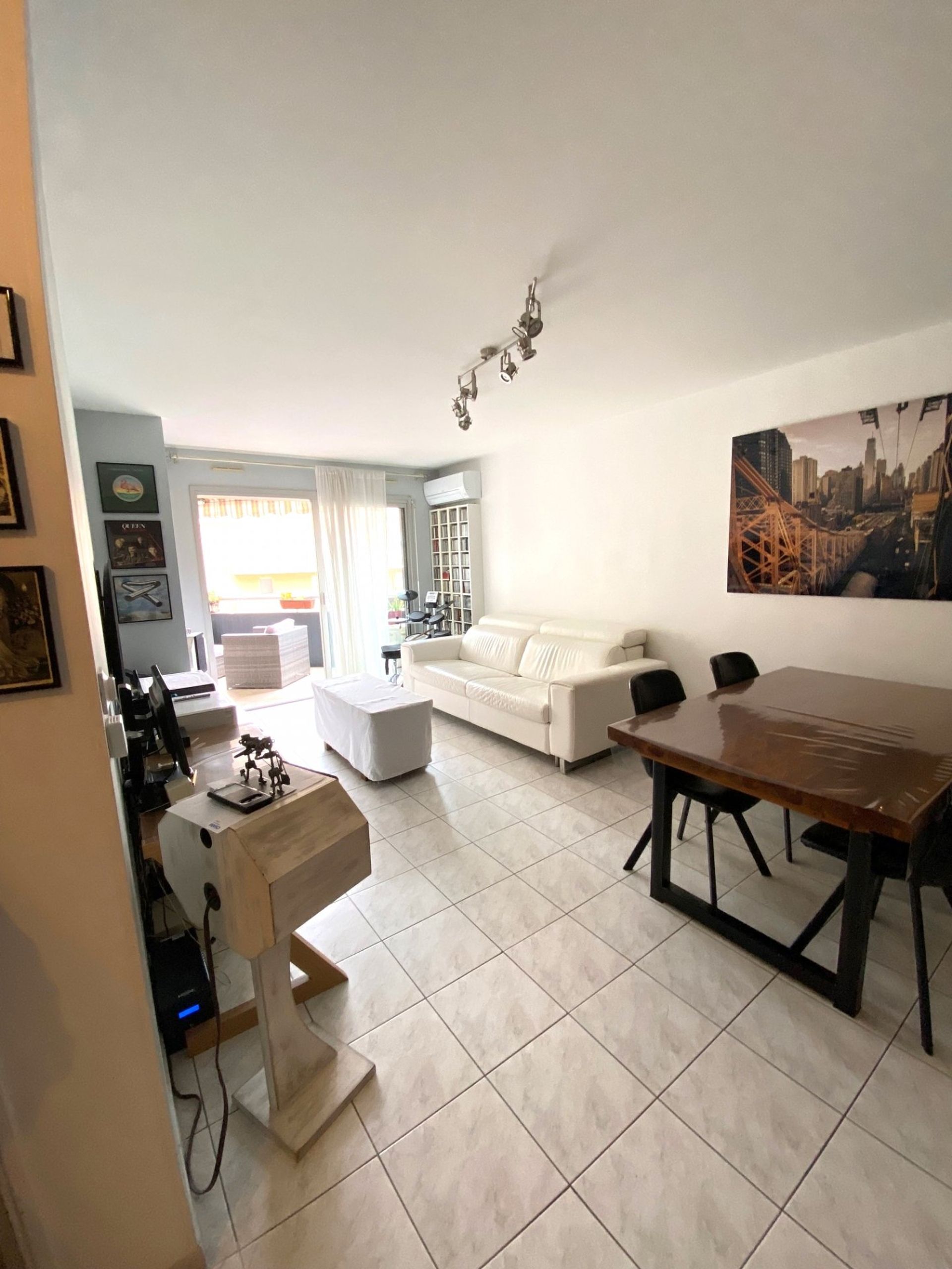 Condominio nel Cagnes-sur-Mer, Alpes-Maritimes 10814902