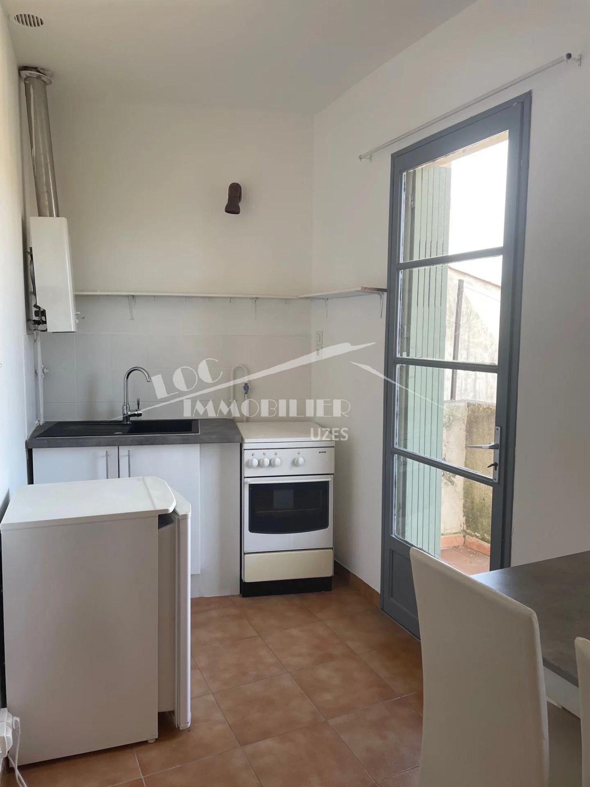 Condominio nel Uzès, Gard 10815395