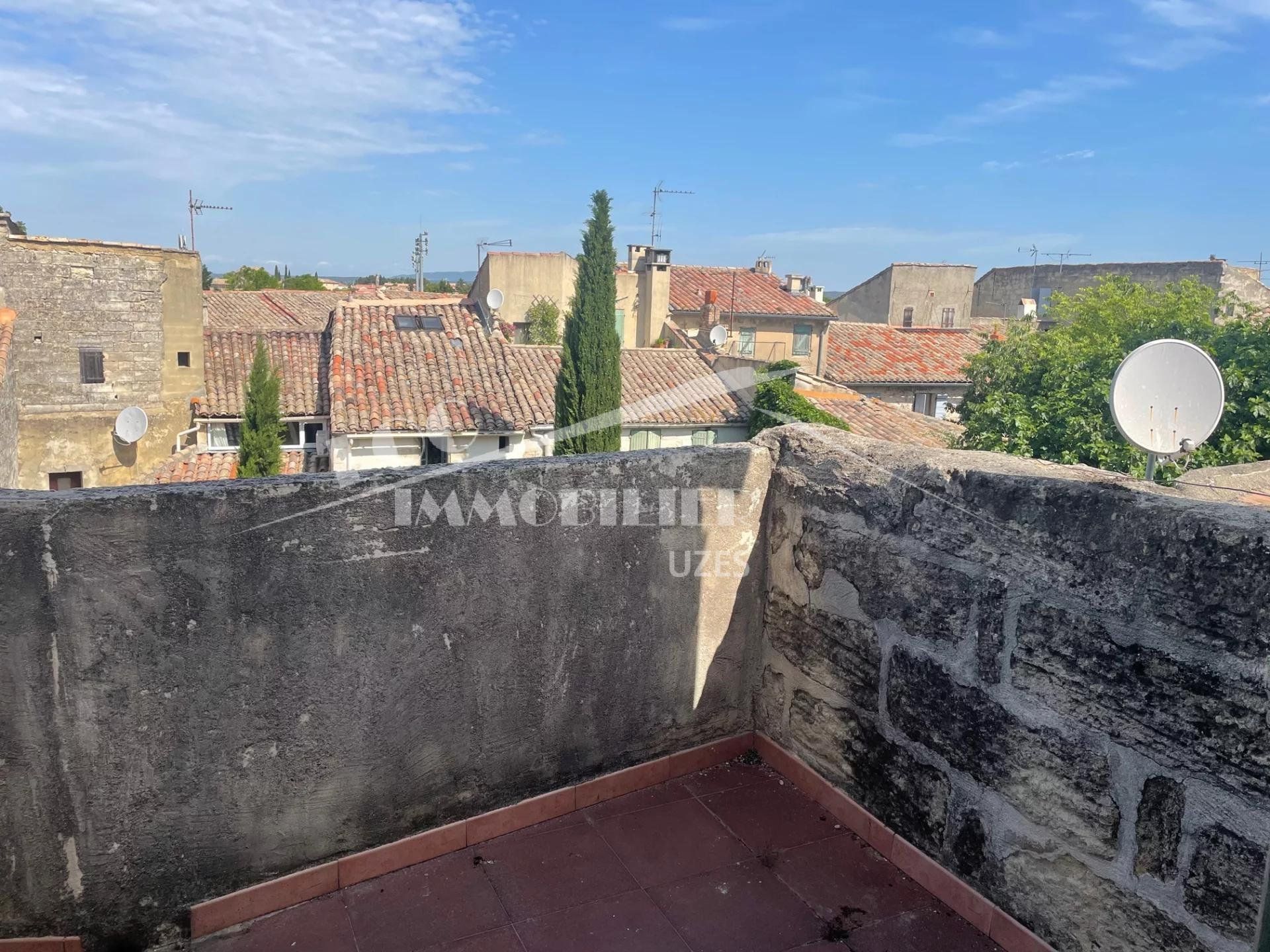 सम्मिलित में Uzès, Gard 10815395