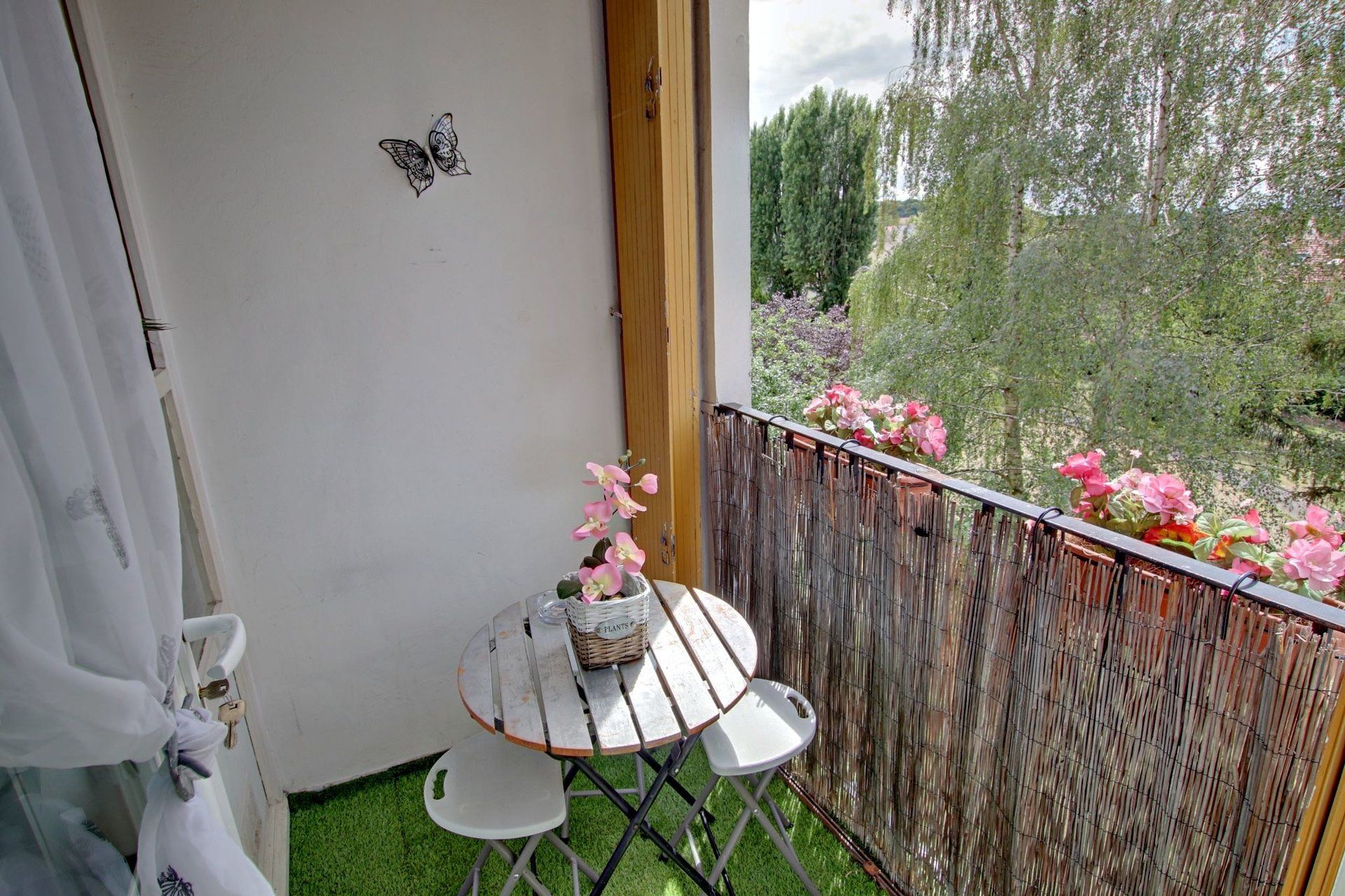 Residential in Les Clayes-sous-Bois, Yvelines 10815485