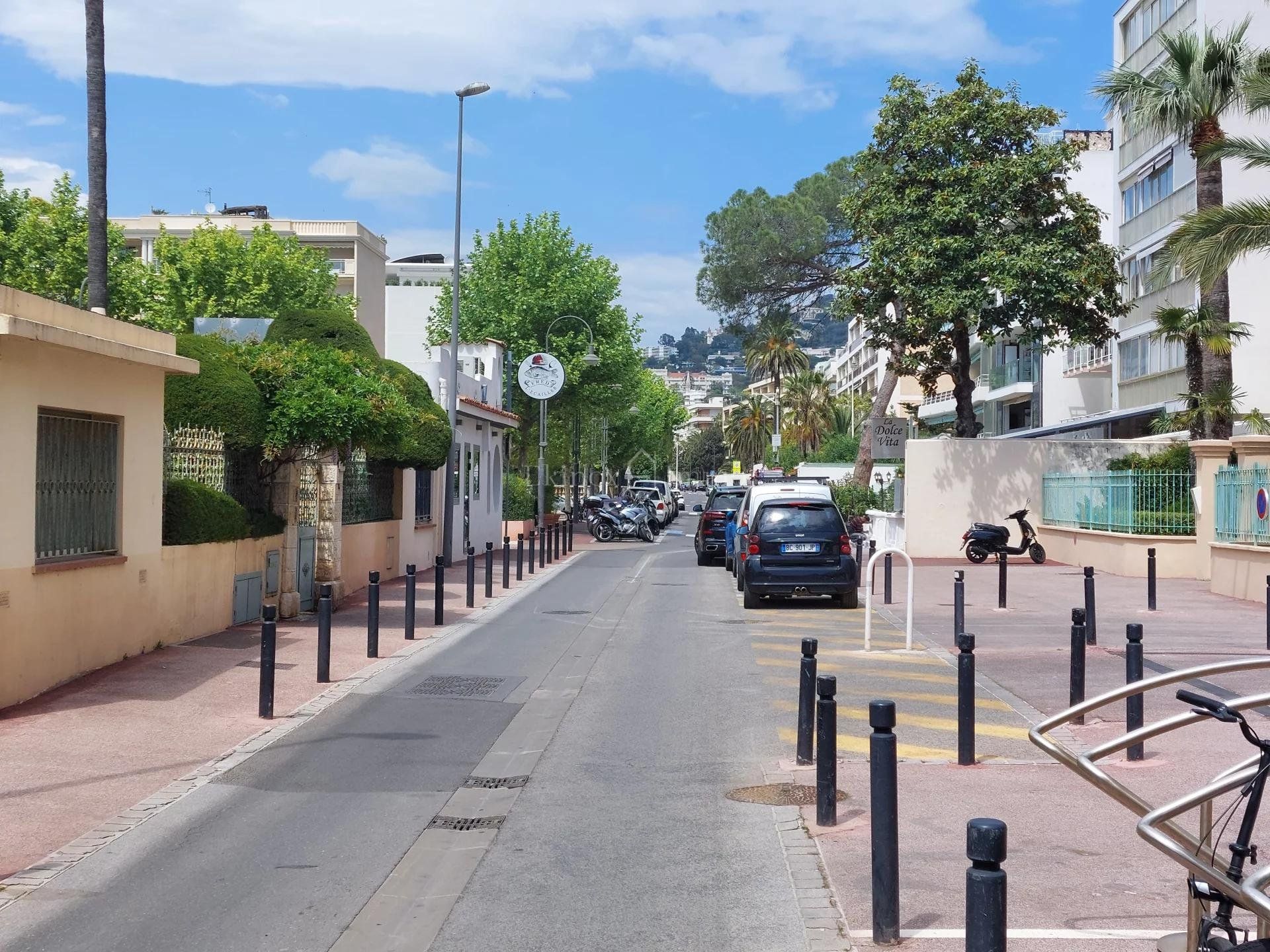 Résidentiel dans Cannes, Alpes-Maritimes 10815981