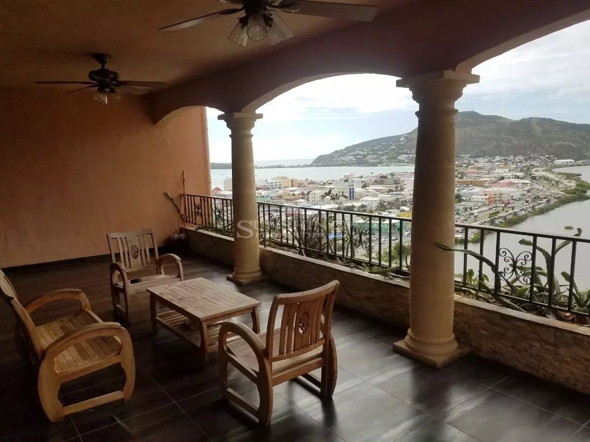 Condominio en Ciudad de la bahía de Dieppe, San Juan Capesterre 10816092