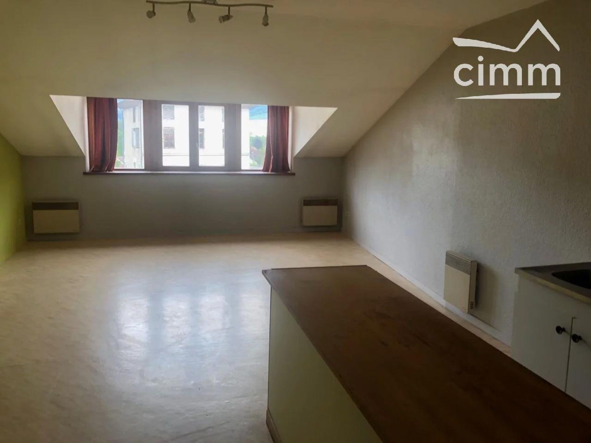 Condominio nel L'Albenc, Alvernia-Rodano-Alpi 10816206