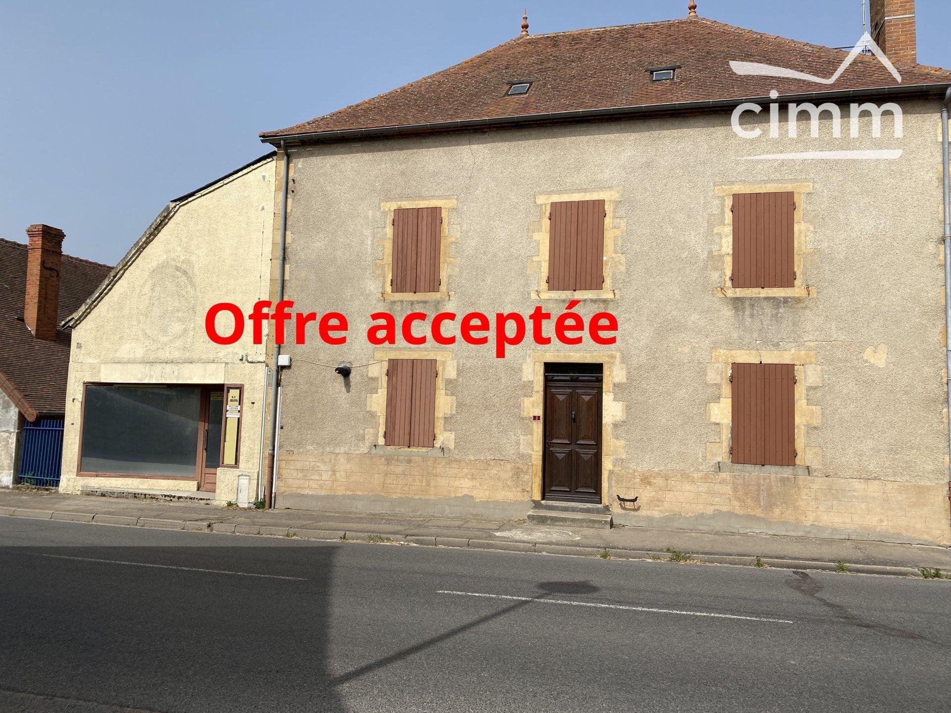 House in Pierrefitte-sur-Loire, Allier 10816412