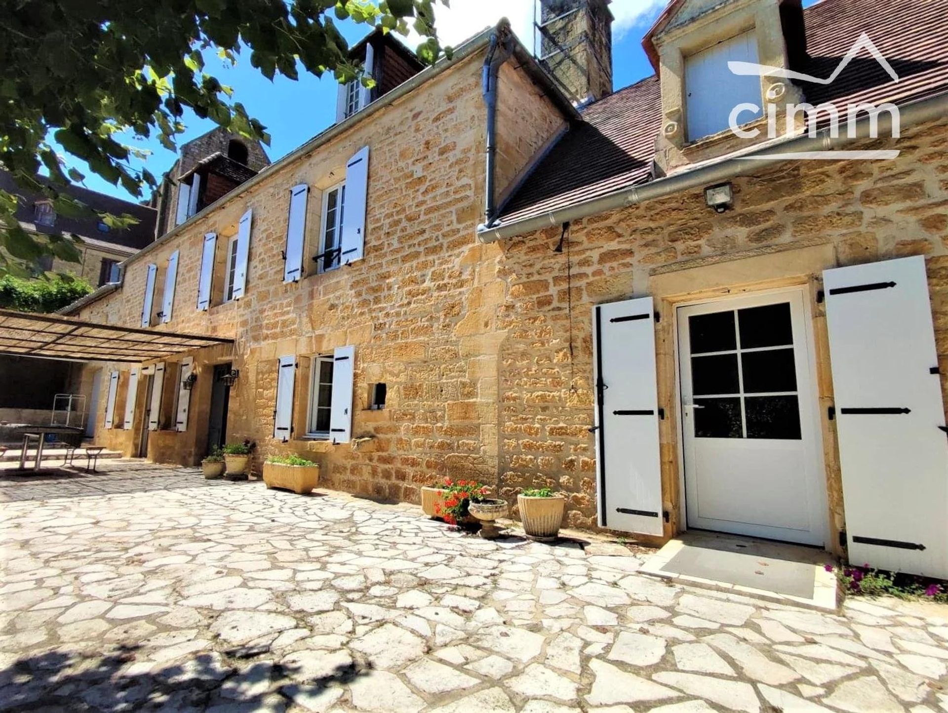 Residencial en Sarlat-la-Canéda, Dordogne 10816496