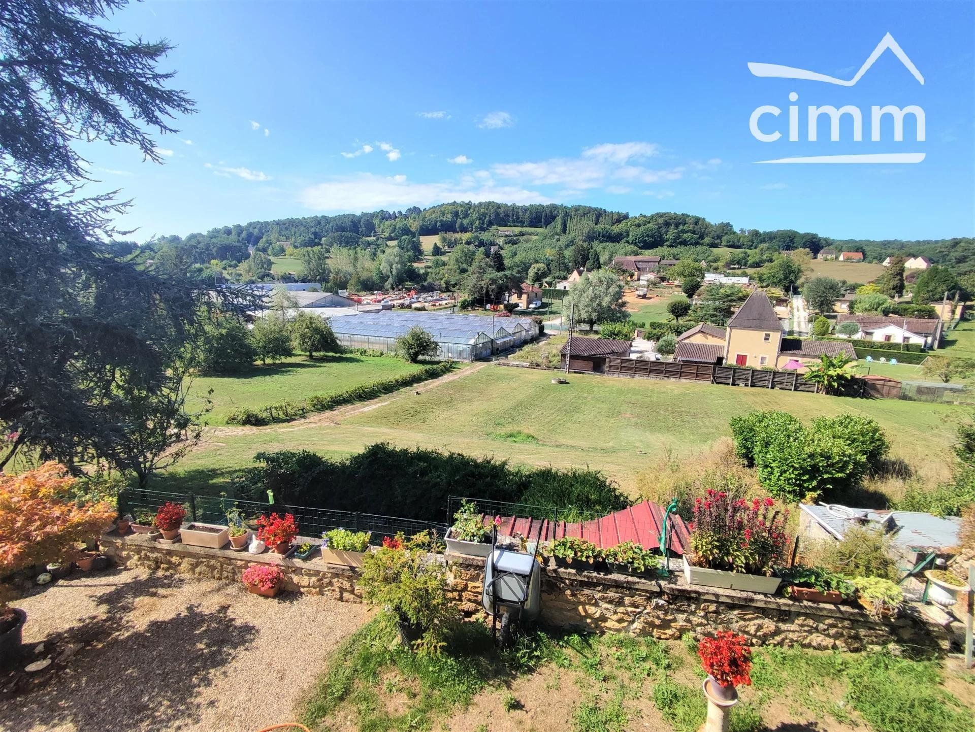 Land in Sarlat-la-Caneda, Nouvelle-Aquitaine 10816505