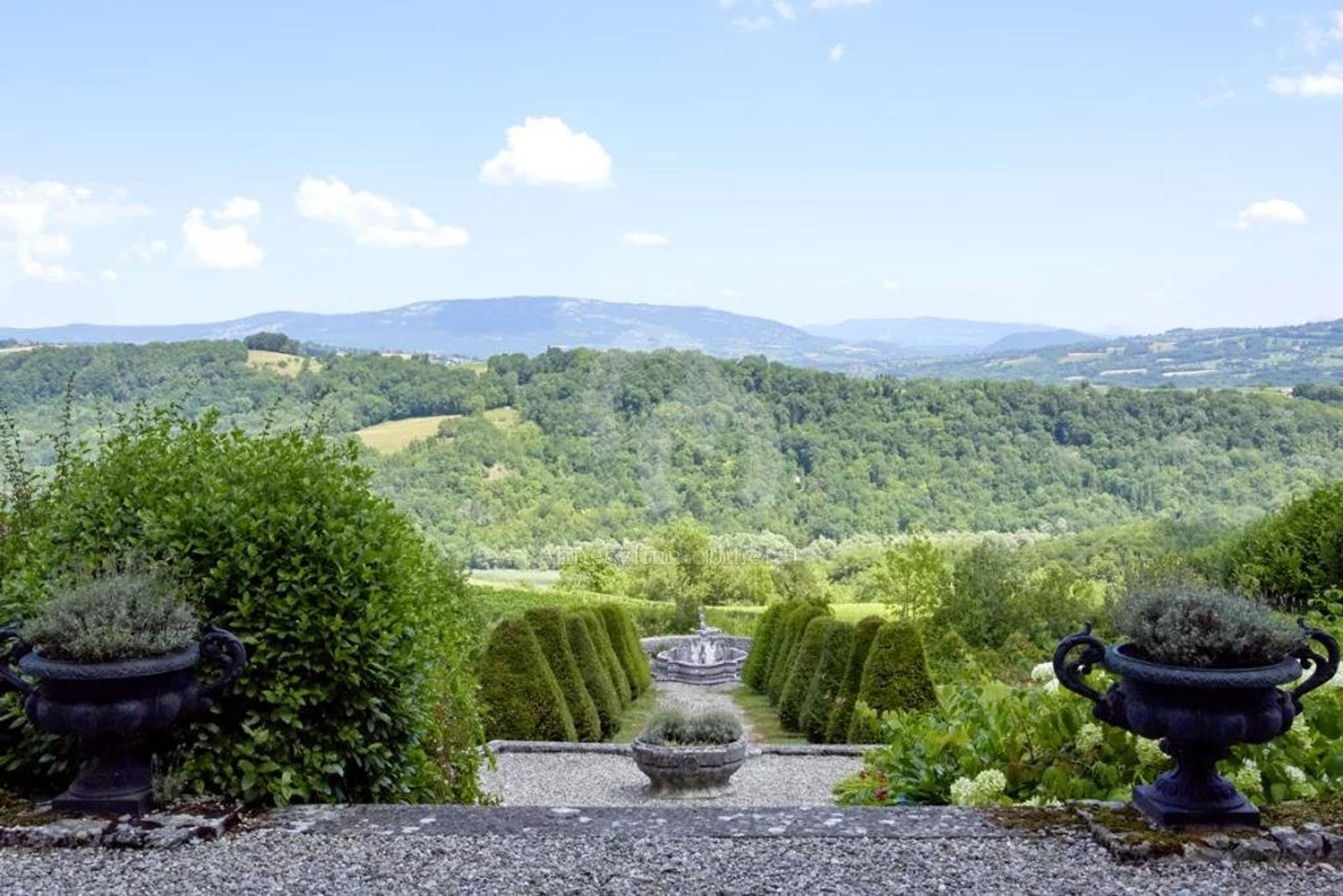 Rumah di Seyssel, Auvergne-Rhone-Alpes 10816631