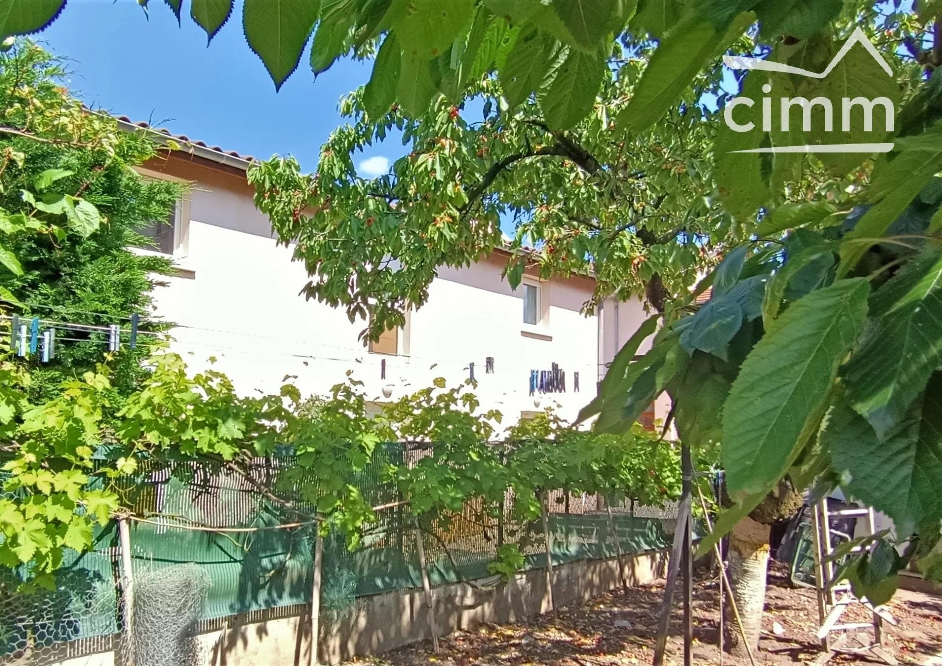 Casa nel Villeurbanne, Auvergne-Rhone-Alpes 10817252