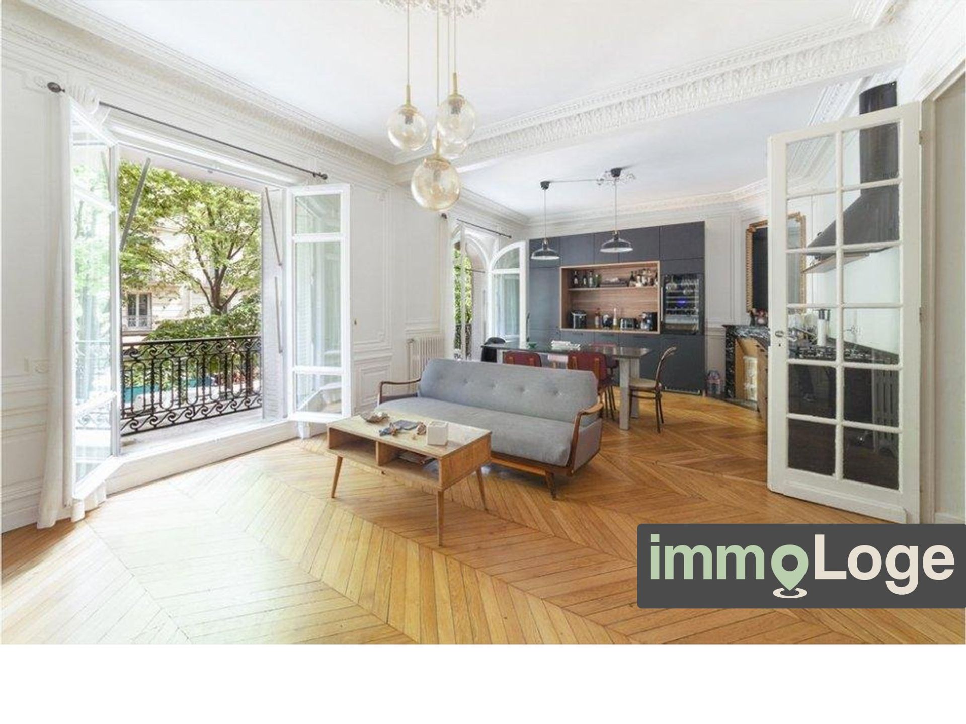 سكني في Paris 18ème, Paris 10817346