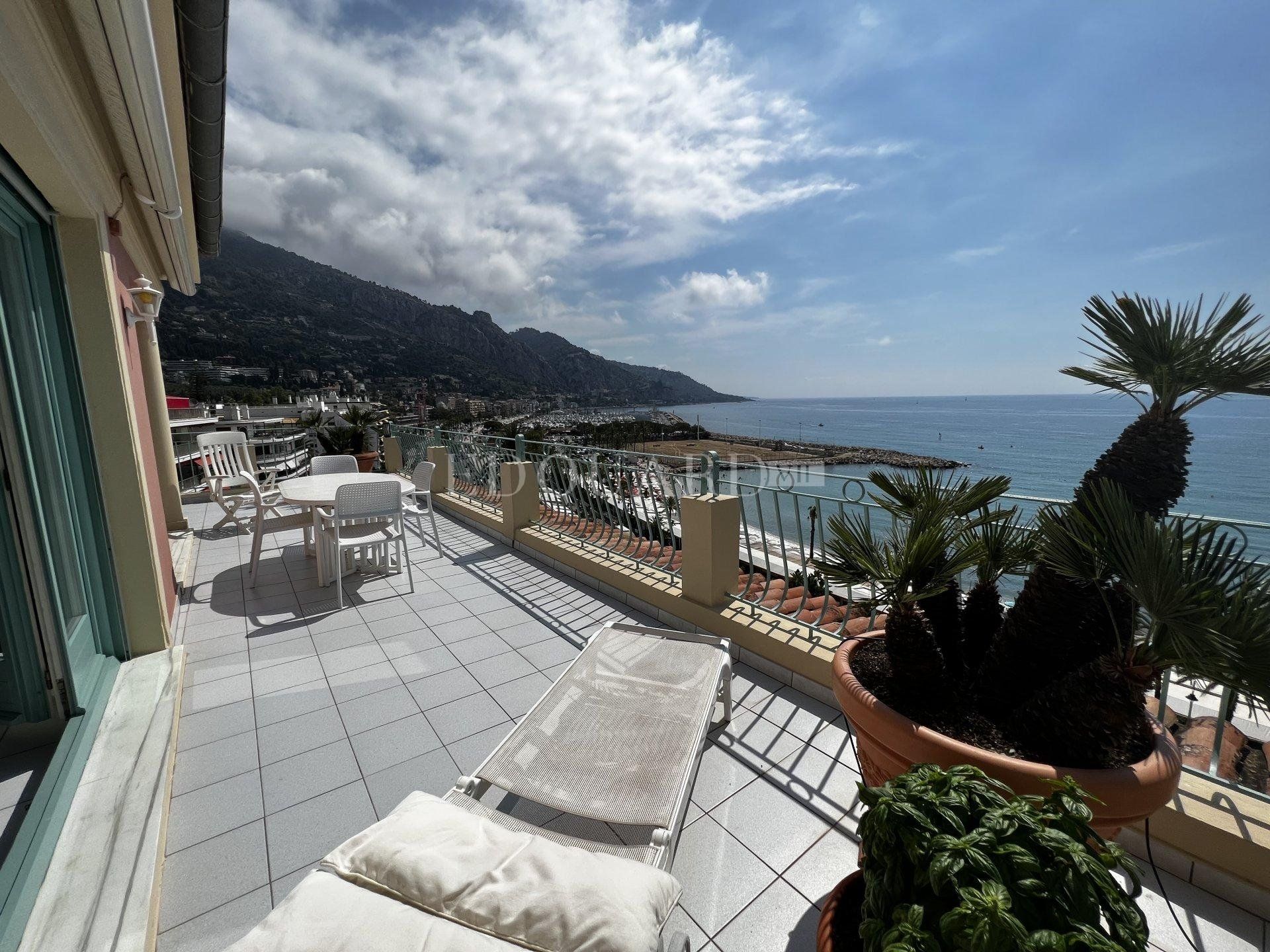 Condominium in Menton, Alpes-Maritimes 10817943