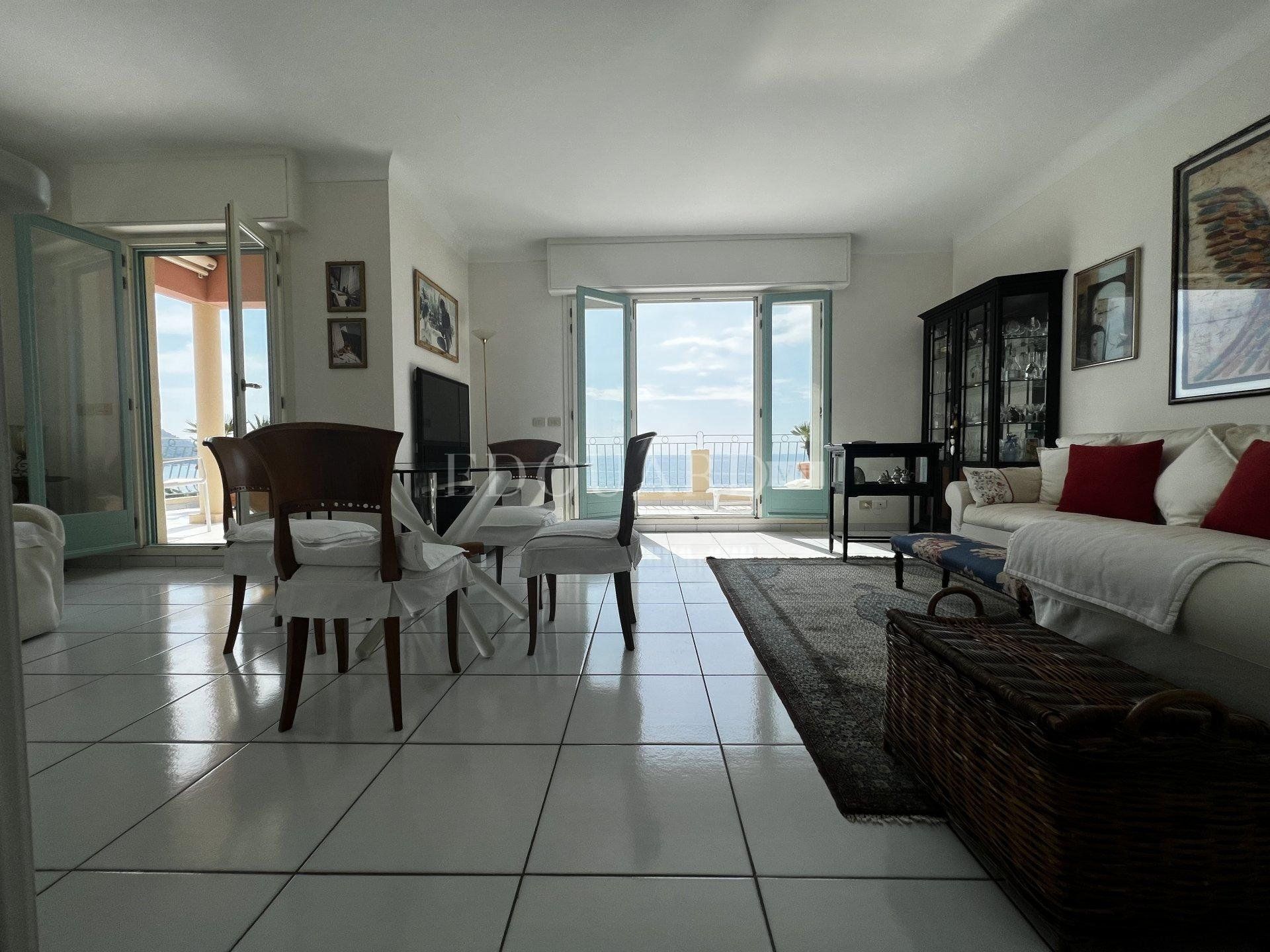 Condominium in Menton, Alpes-Maritimes 10817943