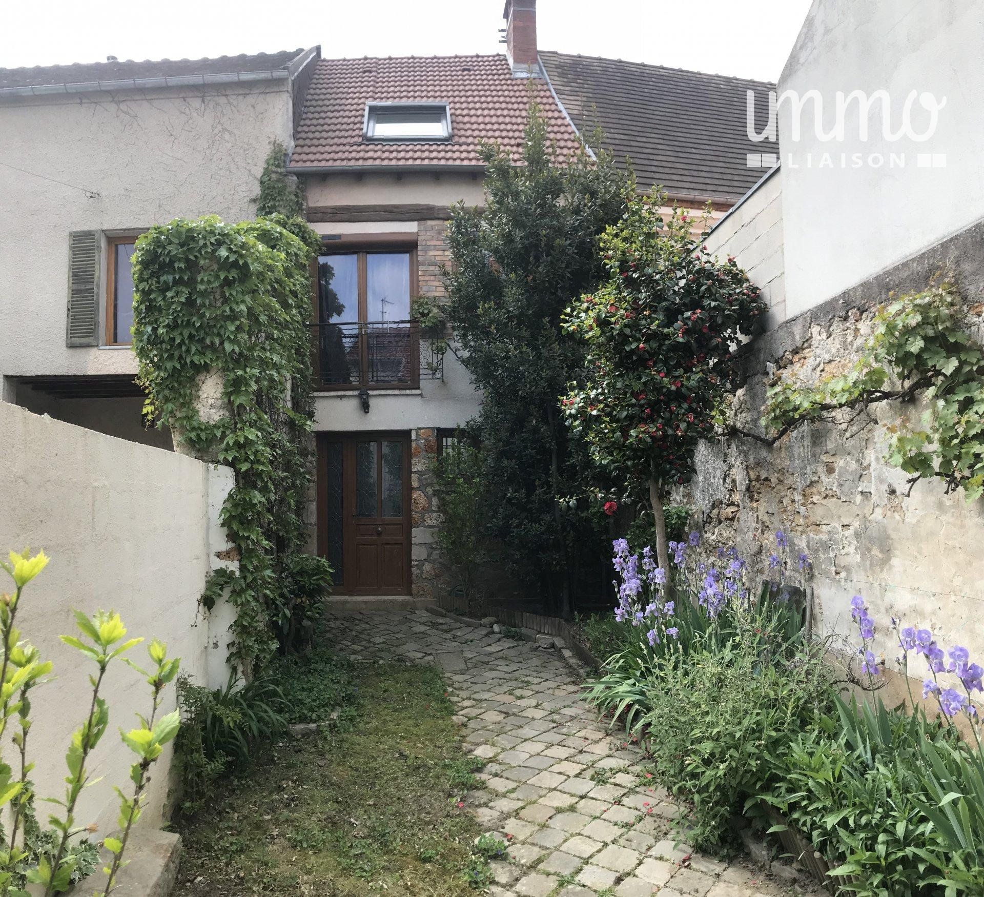 casa en La Ville-du-Bois, Essonne 10819064