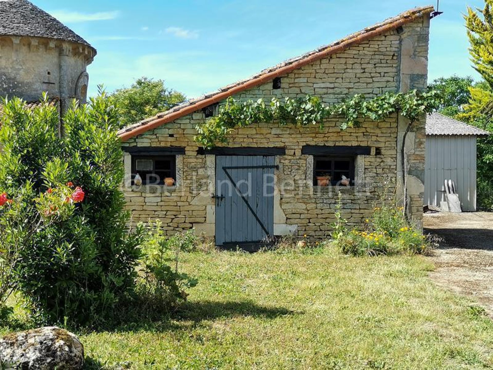 Huis in Lezay, Nouvelle-Aquitaine 10819663