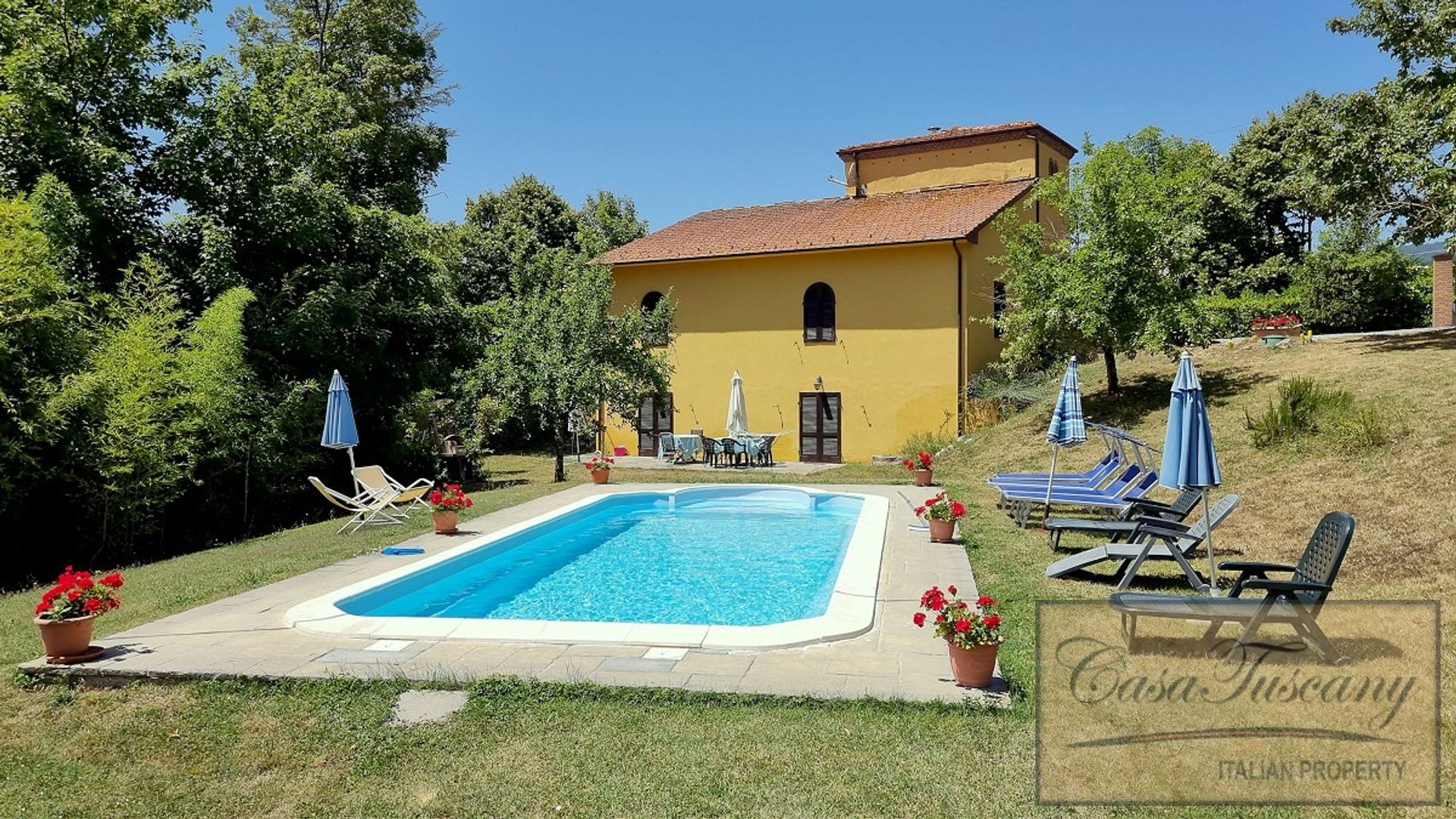 Hus i Piazza al Serchio, Toscana 10819701