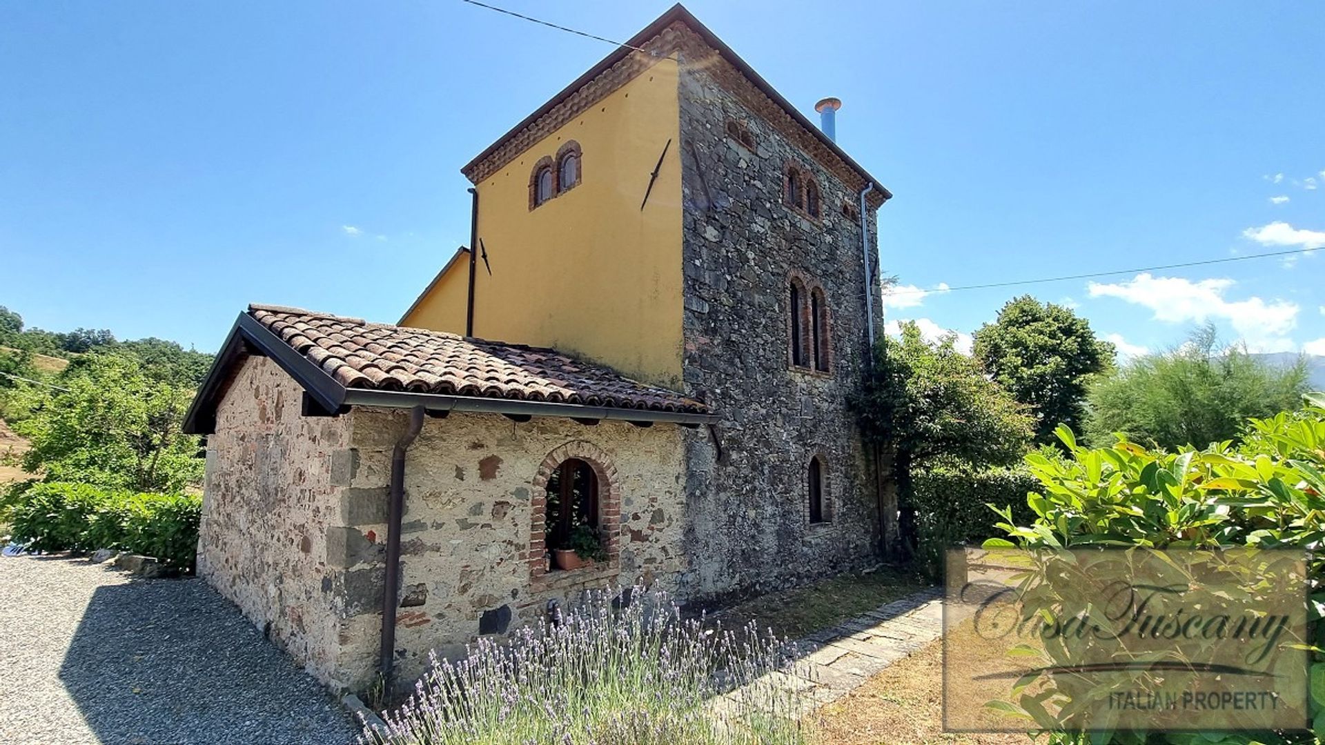 Huis in Piazza al Serchio, Tuscany 10819701