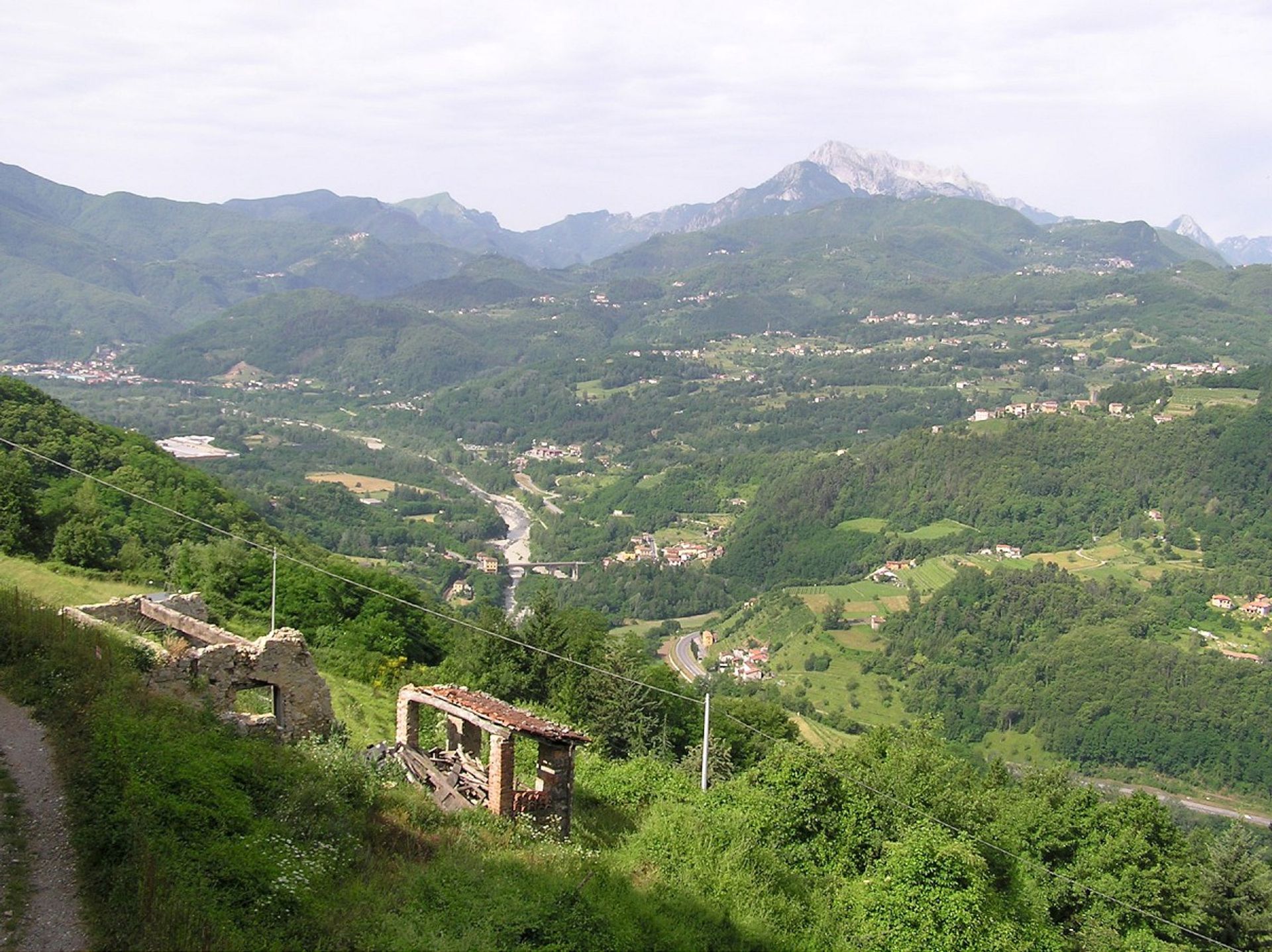 Квартира в Castelnuovo di Garfagnana, Tuscany 10819703