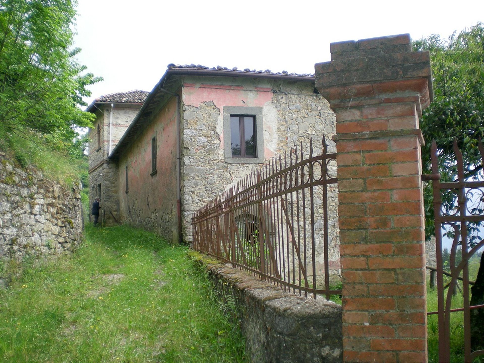 Квартира в Castelnuovo di Garfagnana, Tuscany 10819703