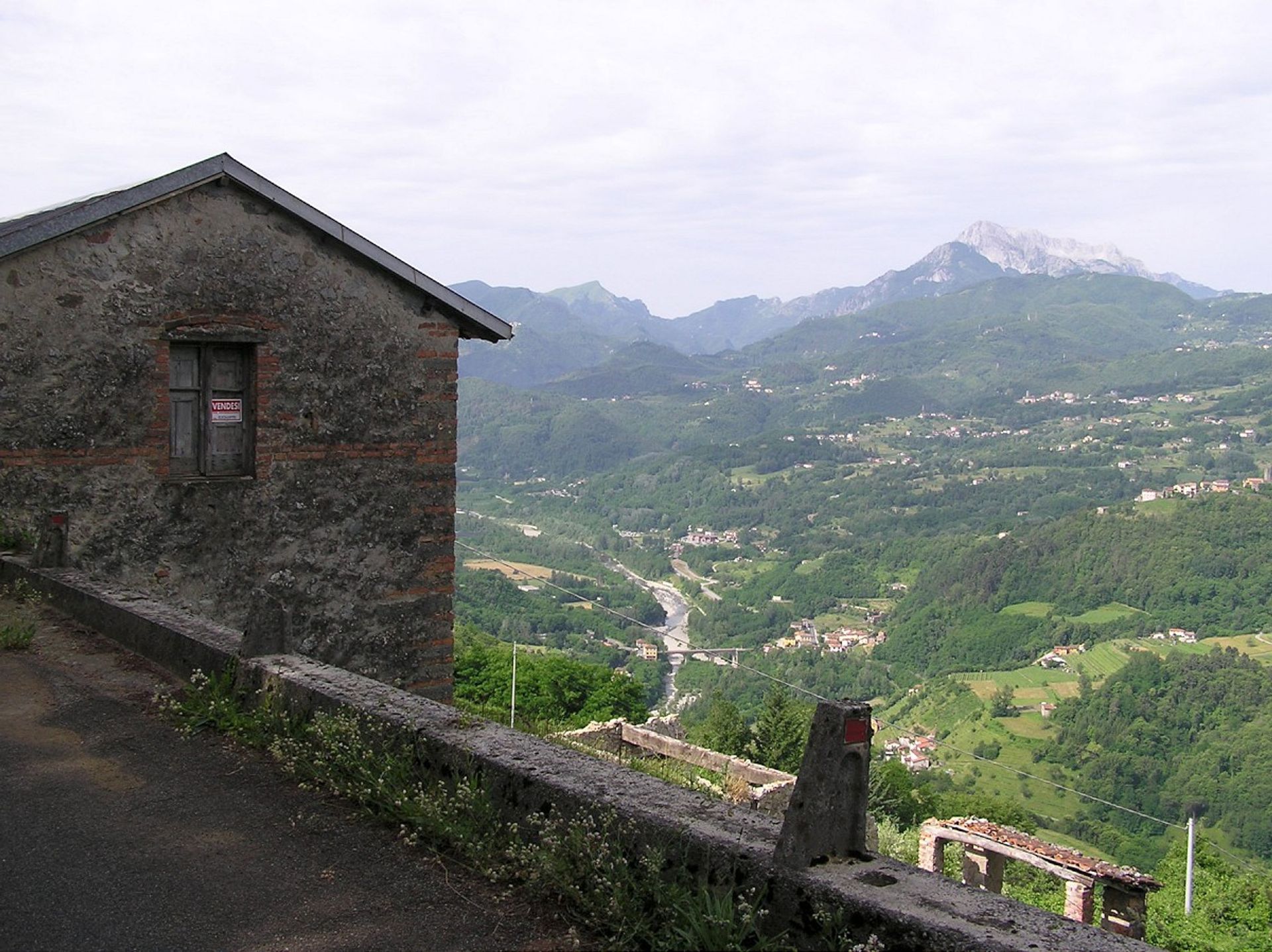 Квартира в Castelnuovo di Garfagnana, Tuscany 10819703