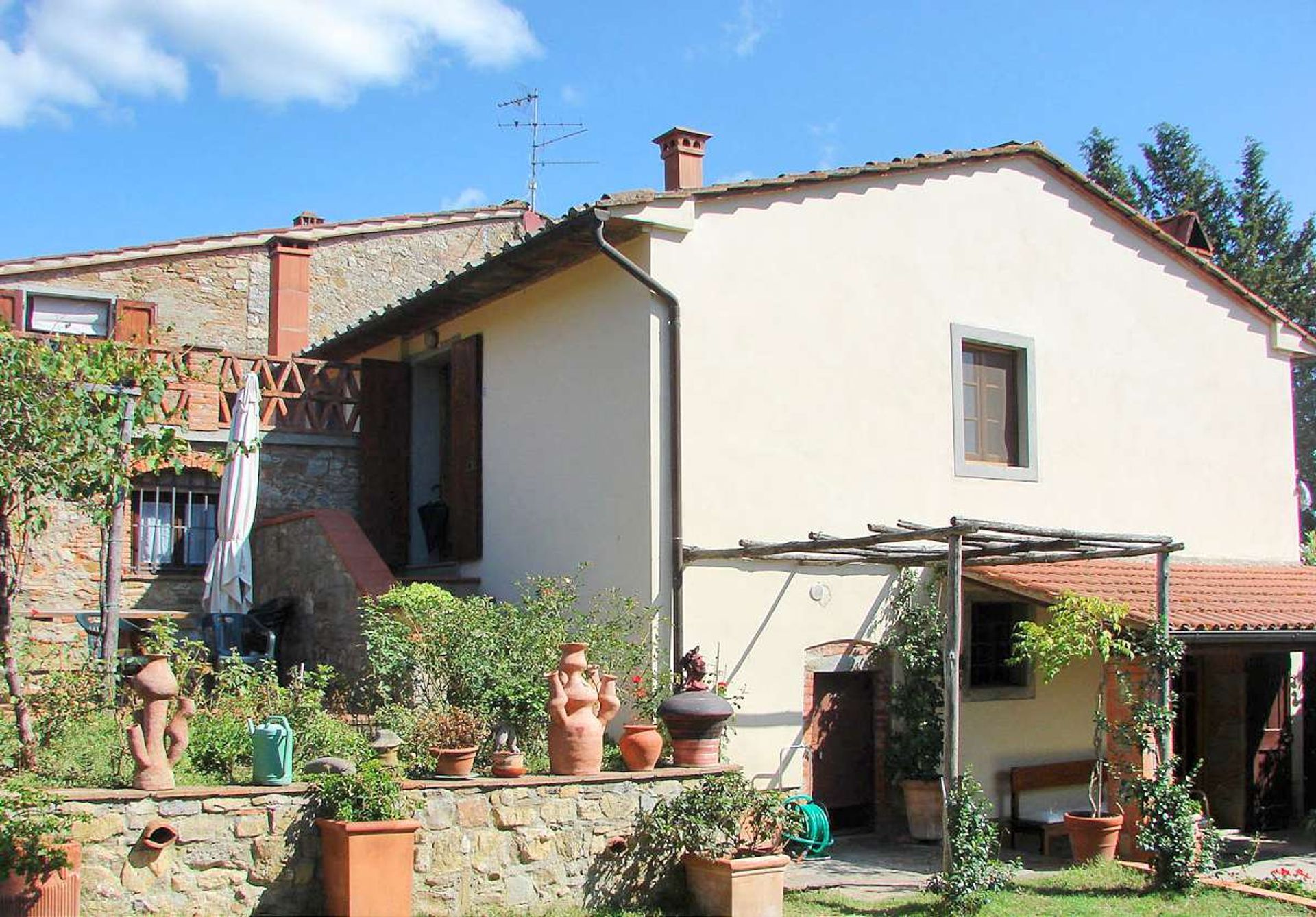 casa no Bucine, Tuscany 10819731