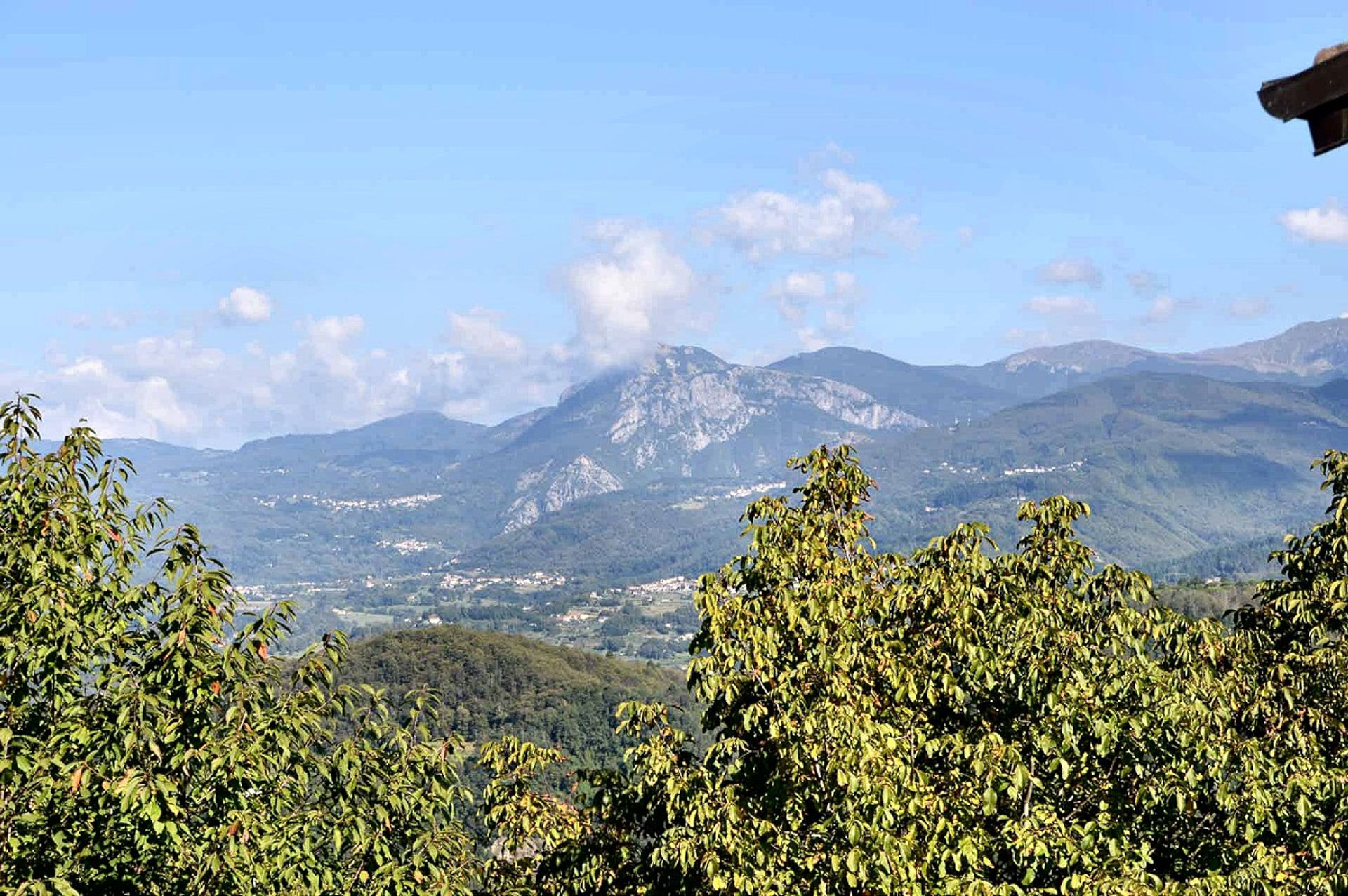 Talo sisään Castelnuovo di Garfagnana, Tuscany 10819733