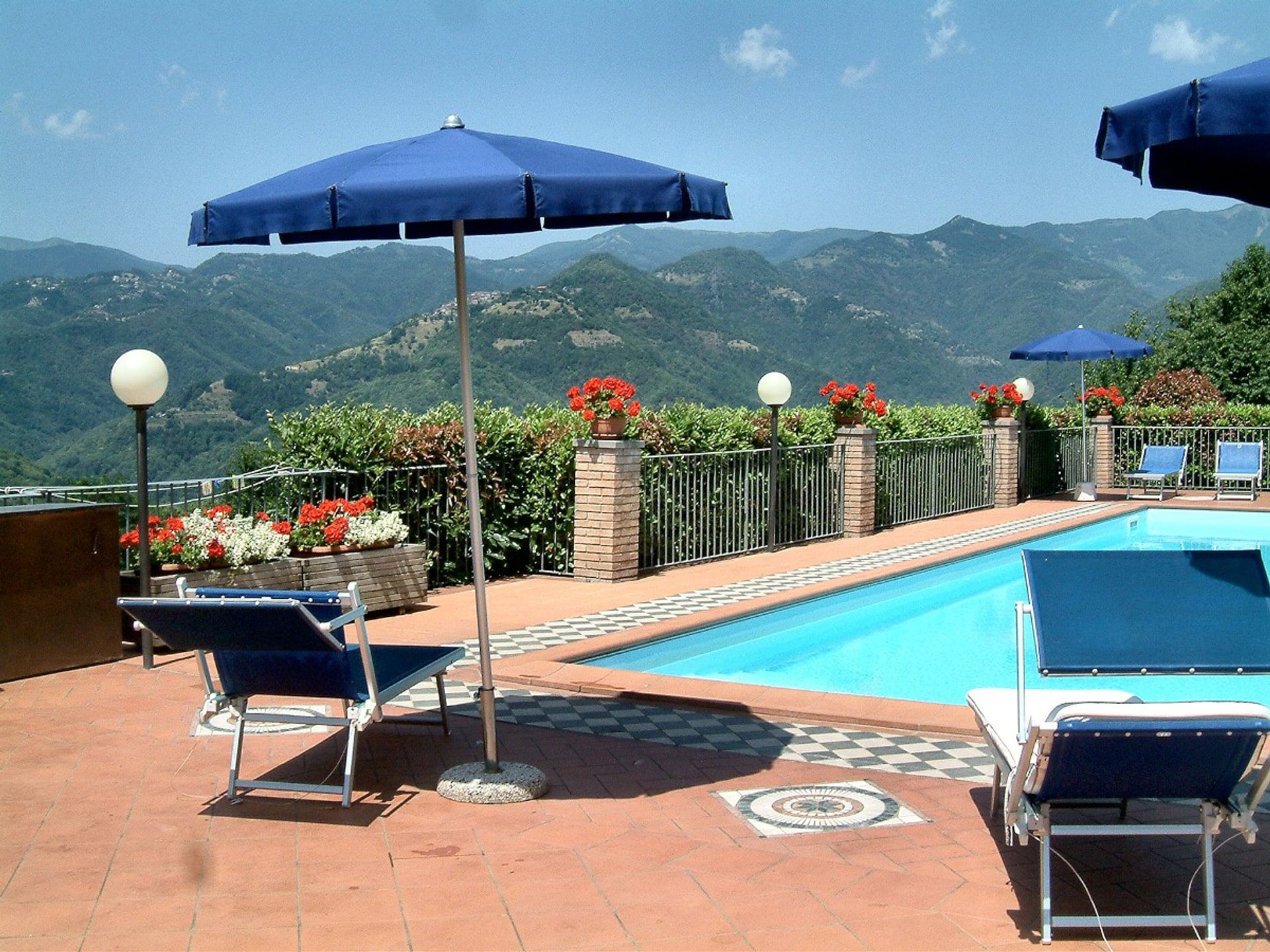 Huis in Castelnuovo di Garfagnana, Tuscany 10819733