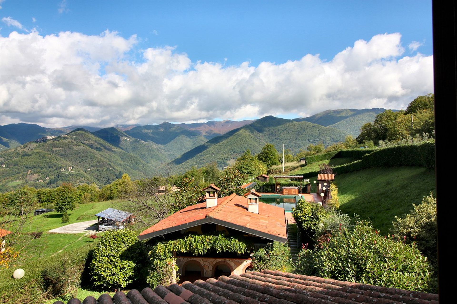 Talo sisään Castelnuovo di Garfagnana, Tuscany 10819733