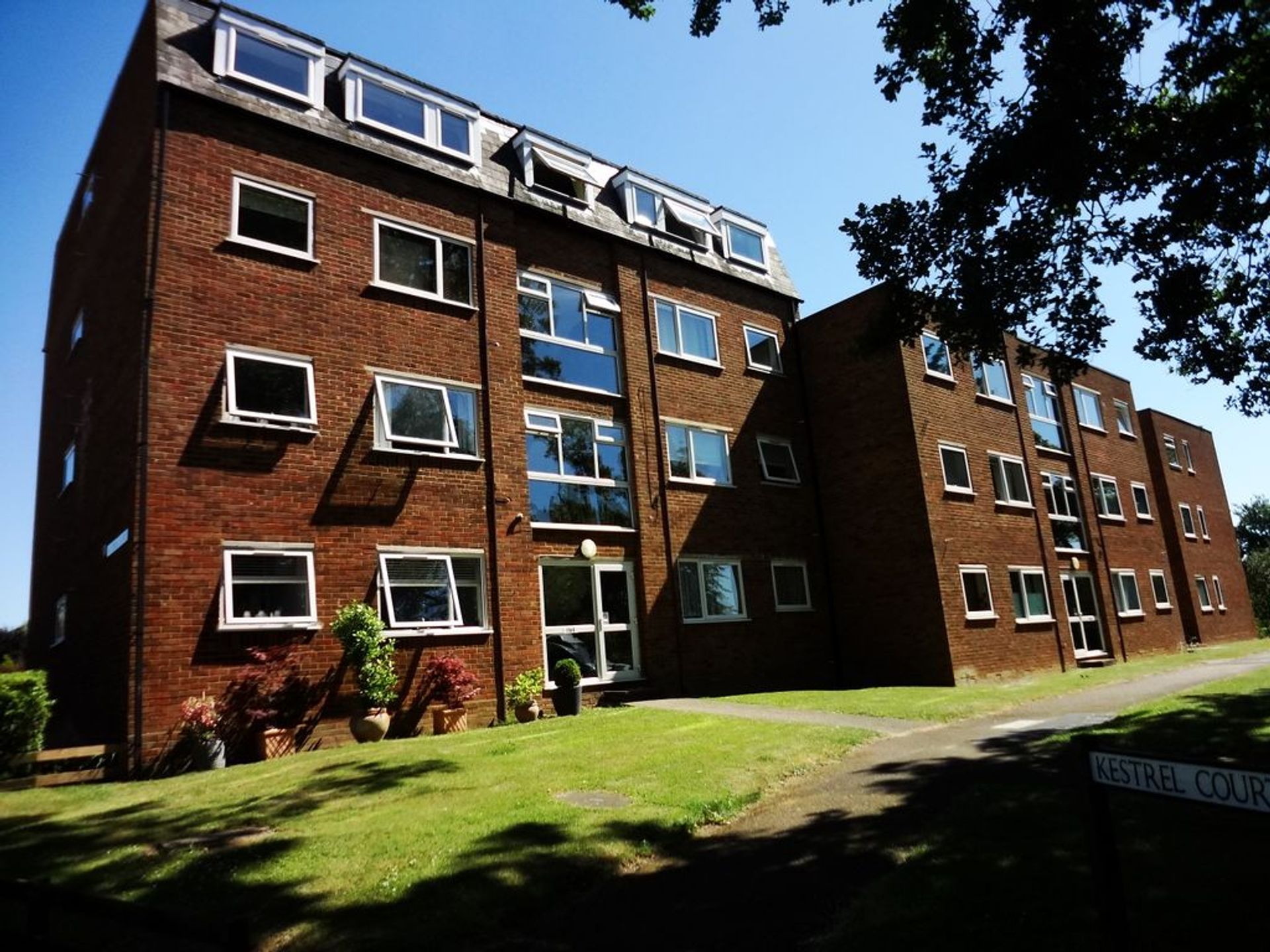 Condominio en Mercancía, Hertfordshire 10820255