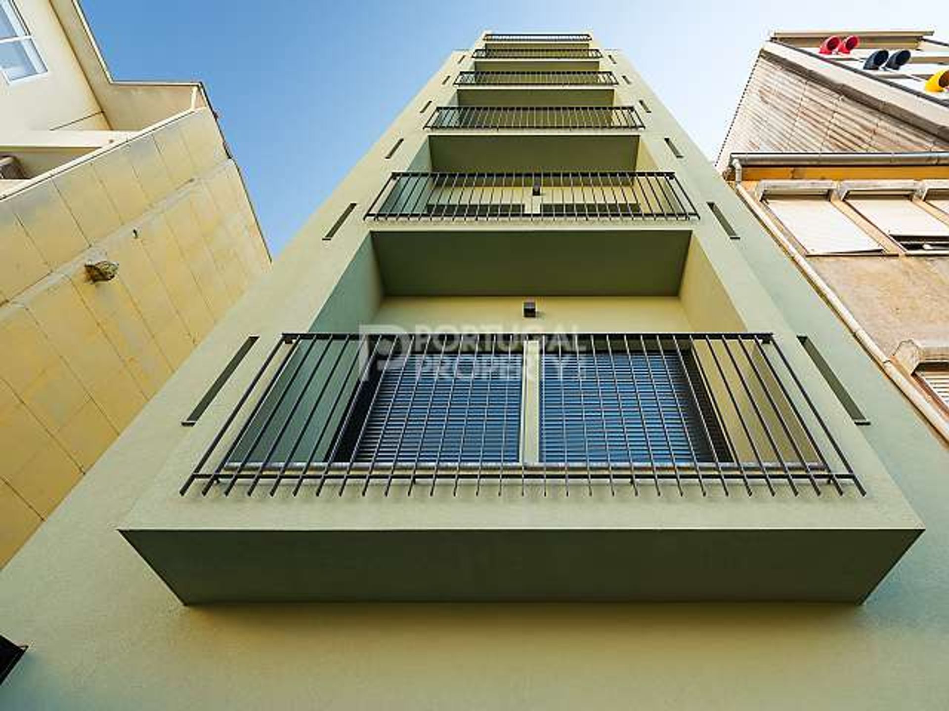 Condominio en Porto, Porto District 10820317