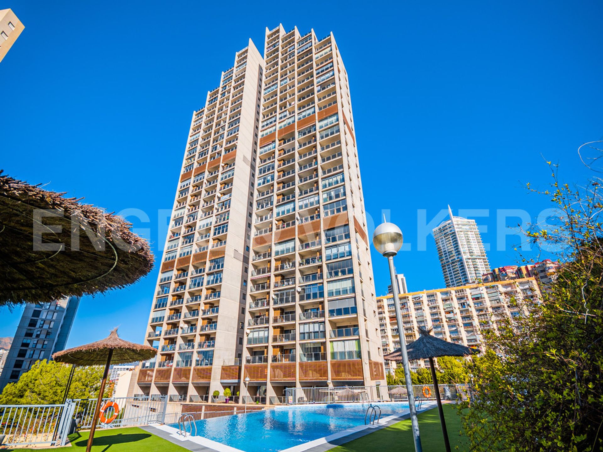 Condominium in Benidorm, Comunitat Valenciana 10820658