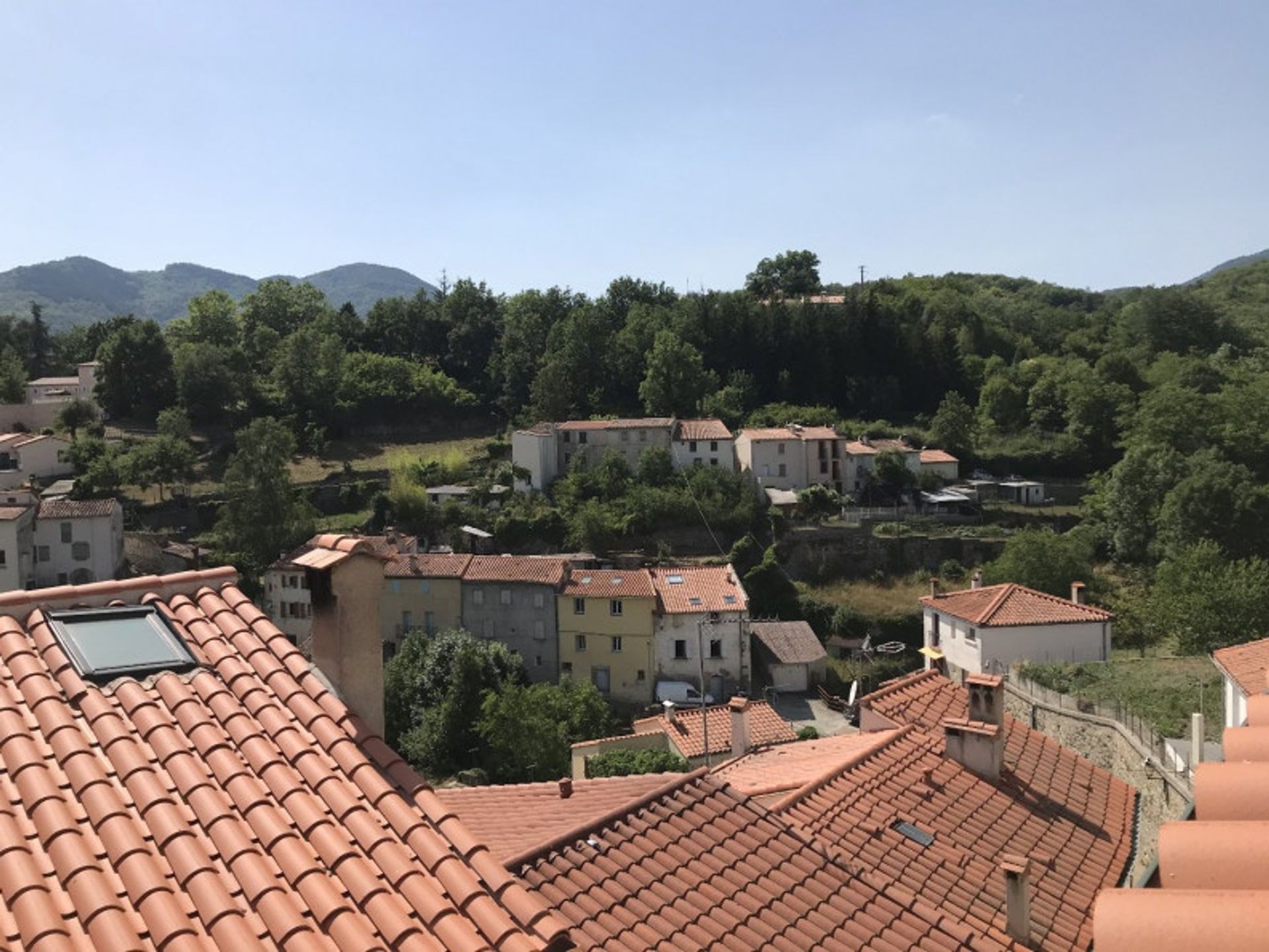 Haus im Saint-Laurent-de-Cerdans, Okzitanien 10820727