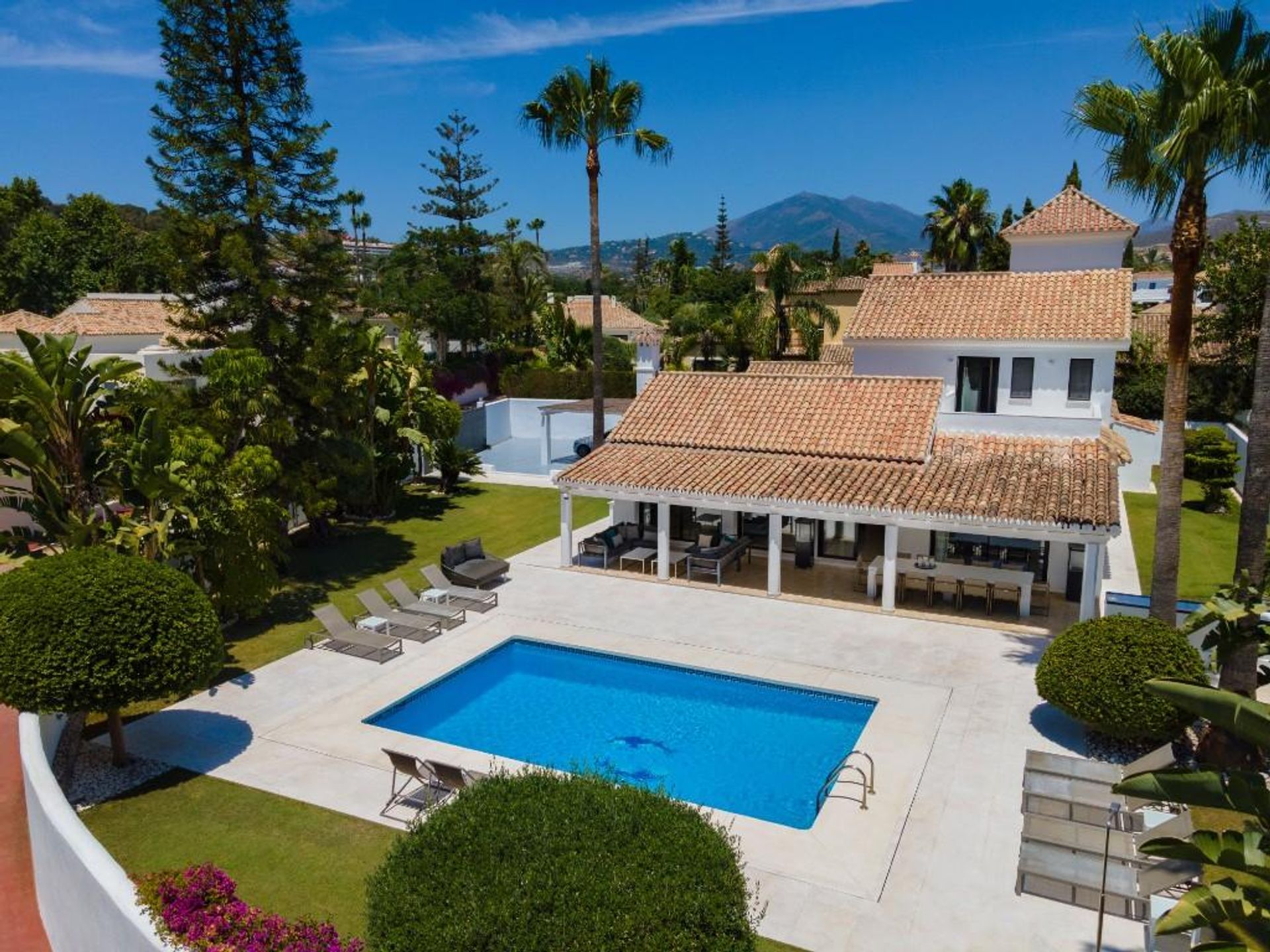 rumah dalam Marbella, Andalucía 10820991