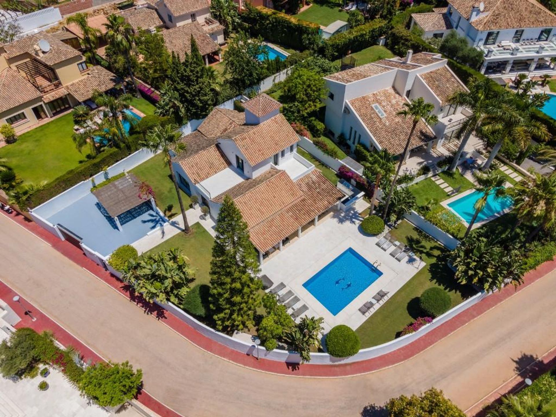 rumah dalam Marbella, Andalucía 10820991