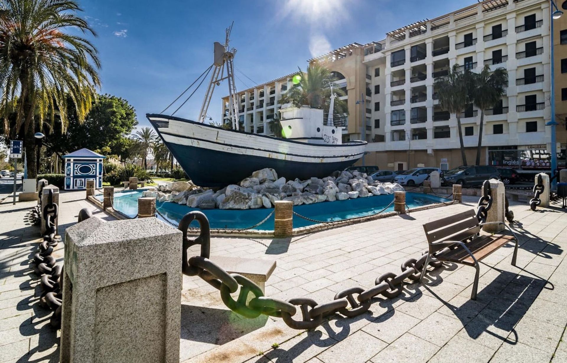 Condominium in San Pedro de Alcántara, Andalusia 10821908