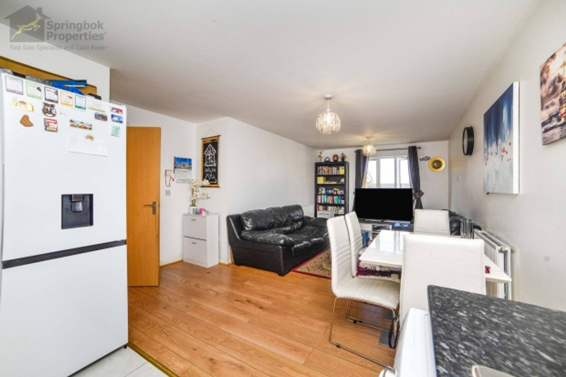 Condominium in Hayes, Hillingdon 10822140