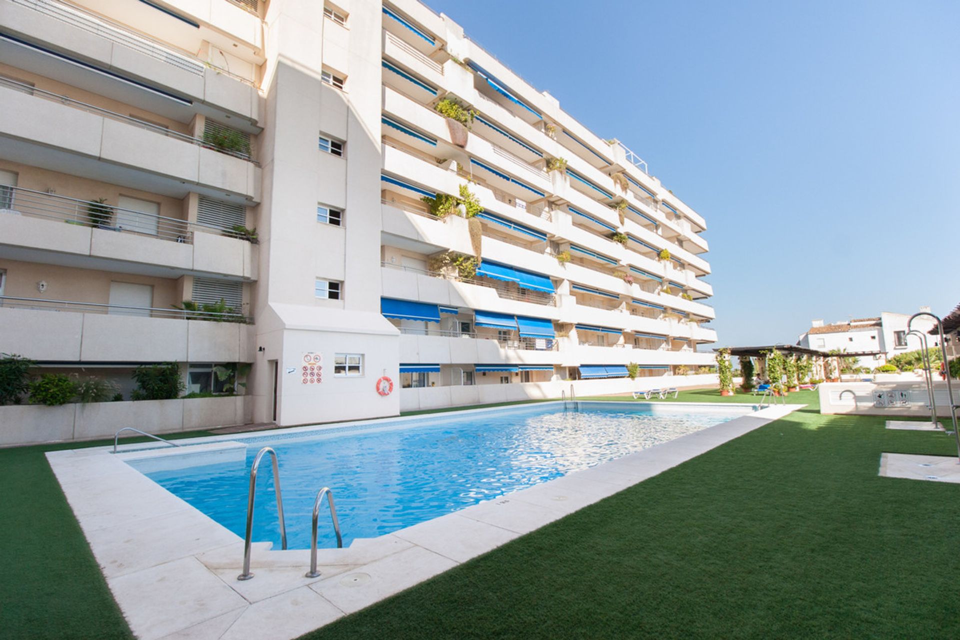 Condominio nel Marbella, Andalusia 10822213