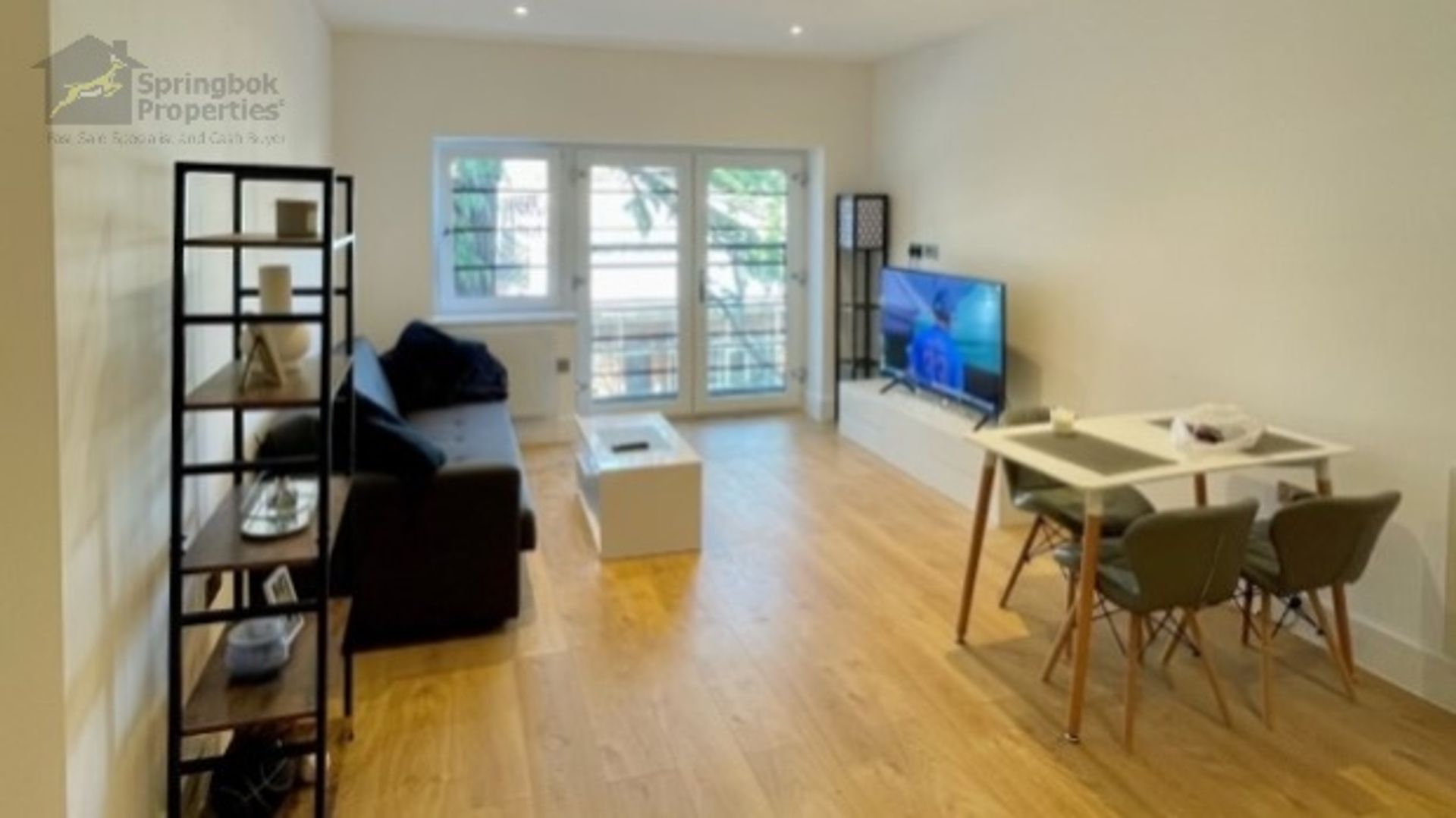 Condominium in Horley, Surrey 10822912