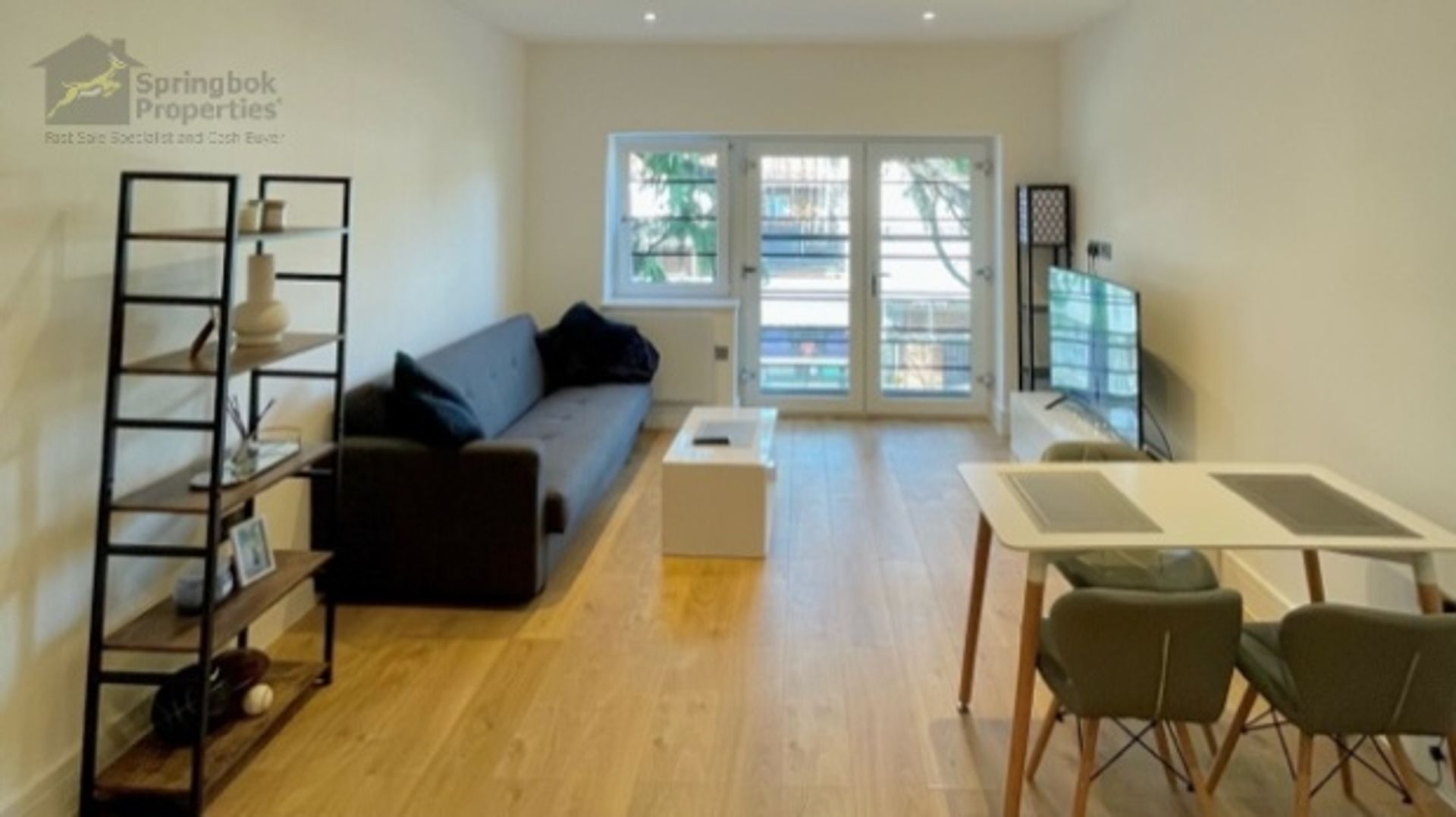 Condominium in Horley, Surrey 10822912