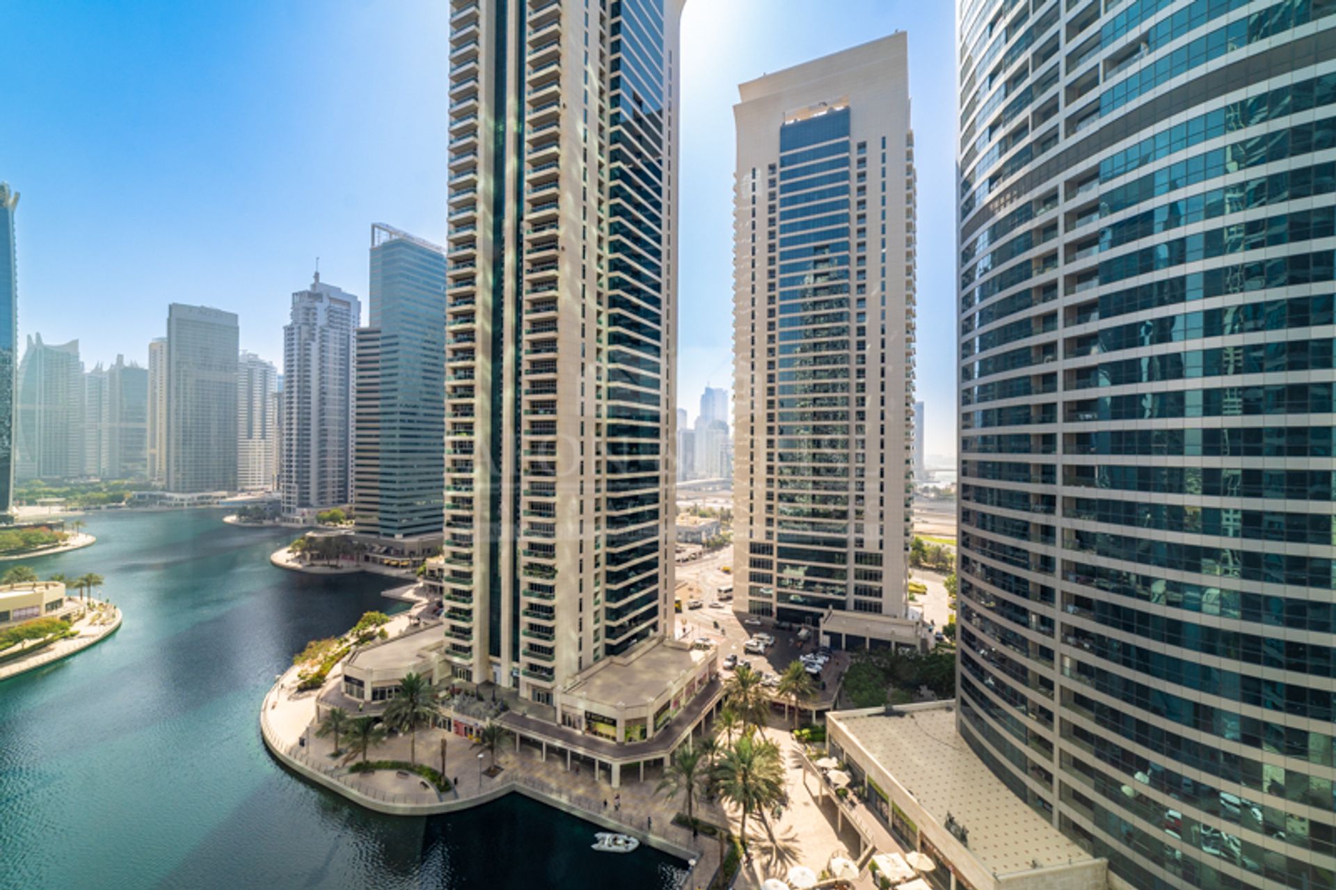 Lain di Dubai, Dubai 10823321