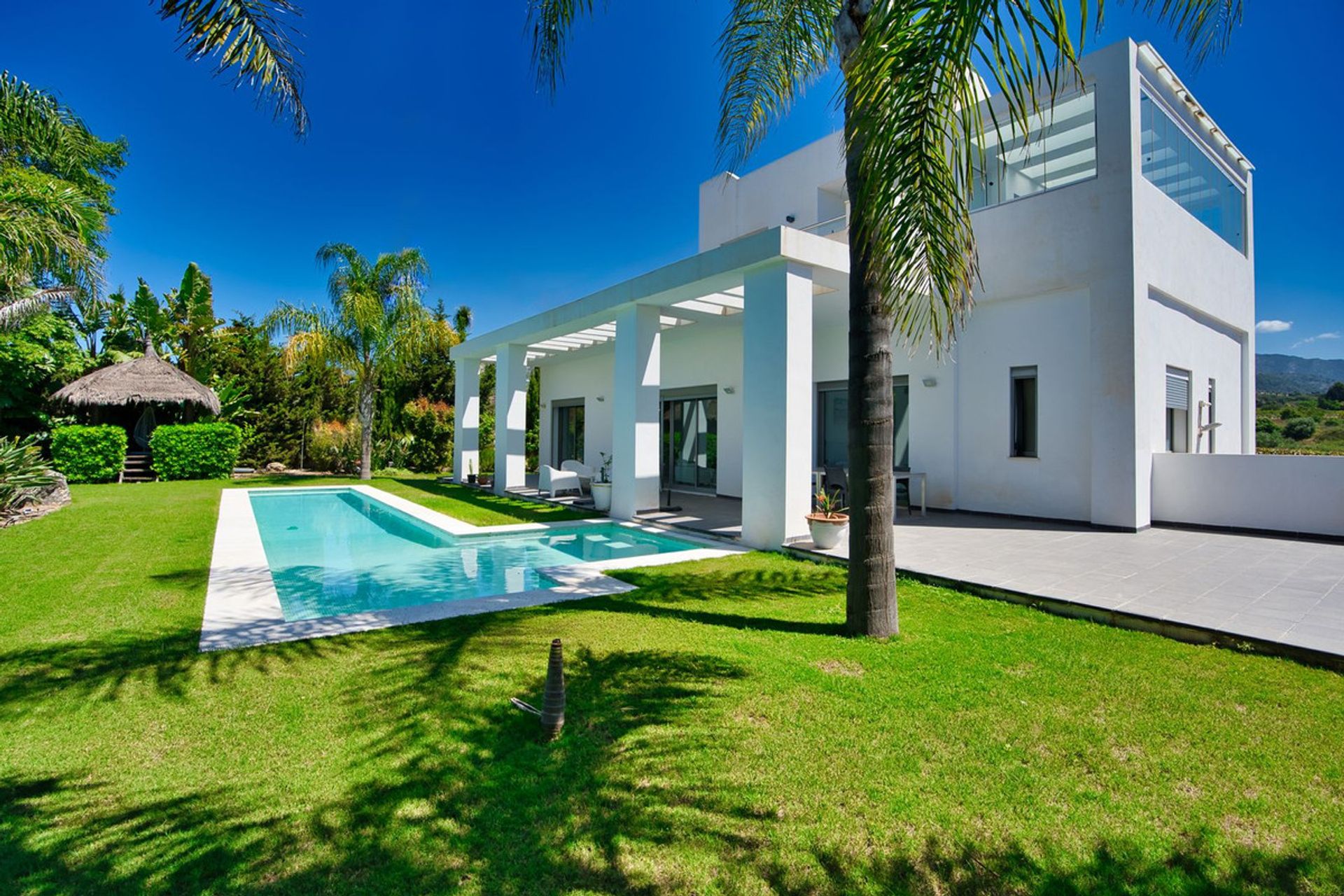 Talo sisään Marbella, Andalucía 10823475