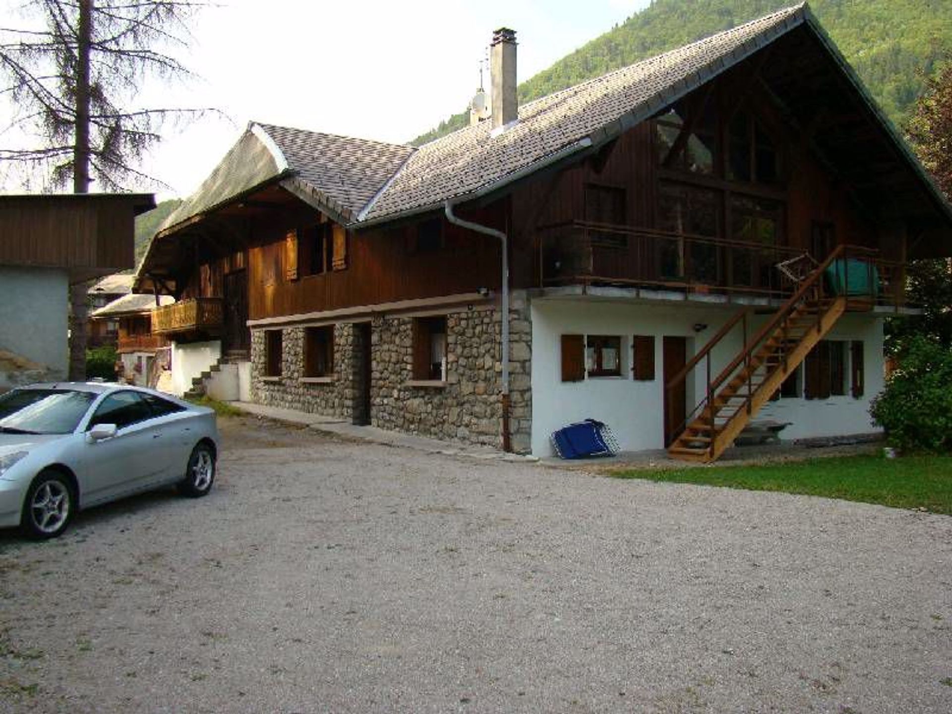 rumah dalam Tovassiere, Valais 10824846