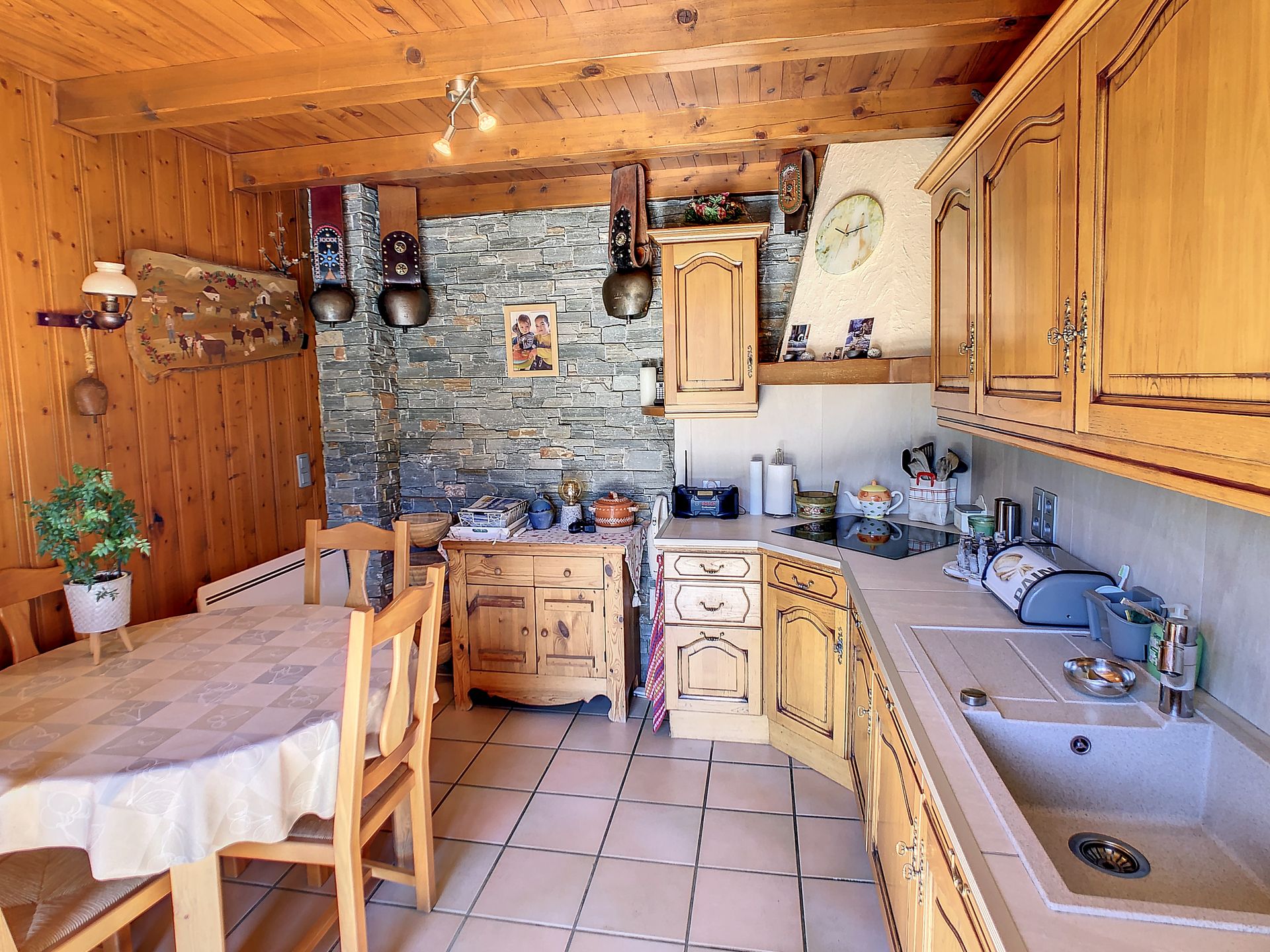 Hus i Les Contamines-Montjoie, Auvergne-Rhône-Alpes 10824857