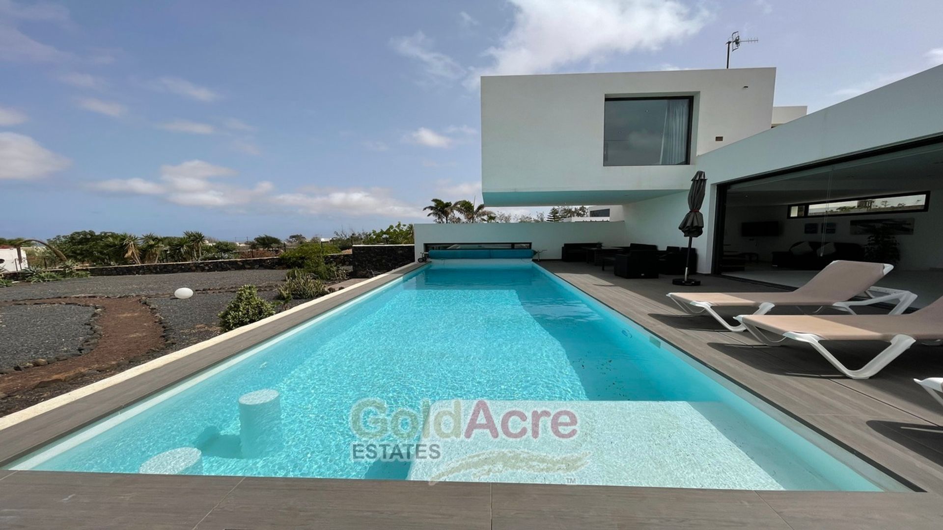 House in La Oliva, Canary Islands 10825131