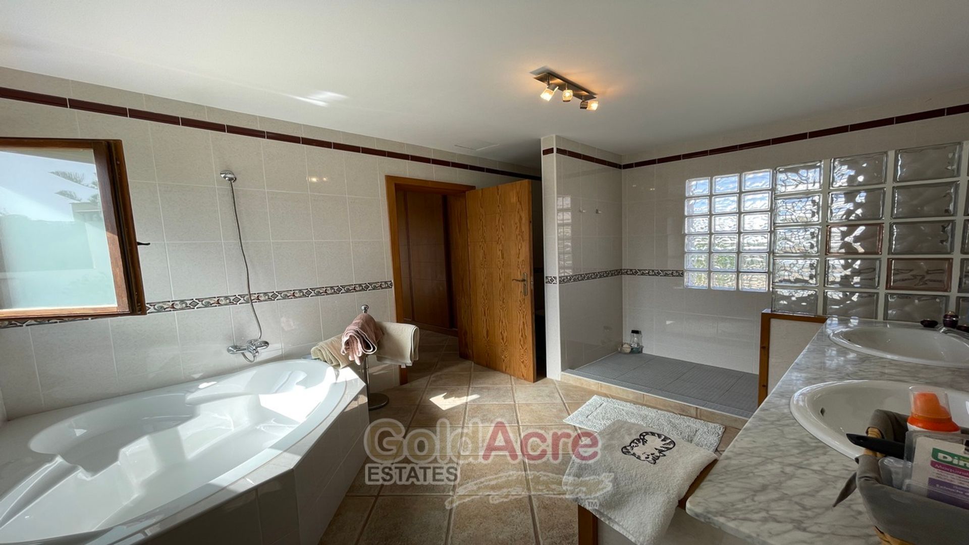 بيت في Villaverde, Canarias 10825267