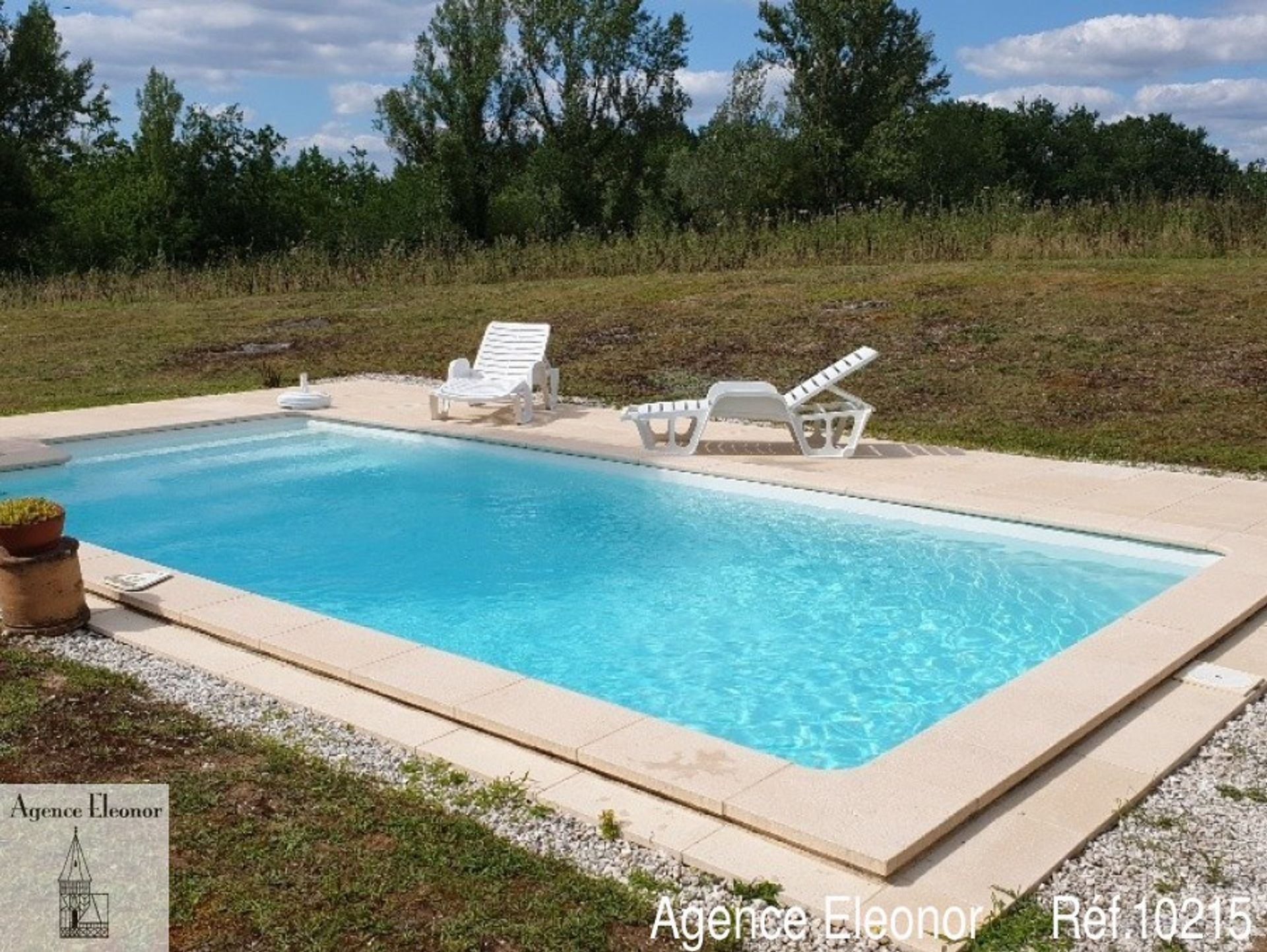 Casa nel Douzains, Nouvelle-Aquitaine 10825564