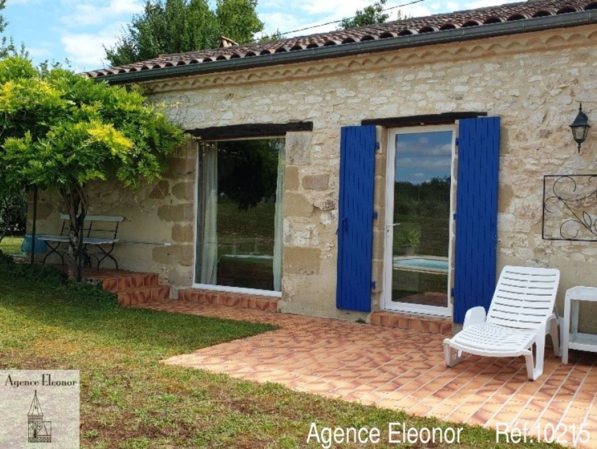 Casa nel Douzains, Nouvelle-Aquitaine 10825564