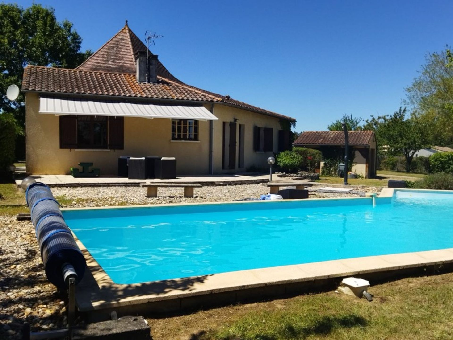 Hus i Ginestet, Nouvelle-Aquitaine 10825620