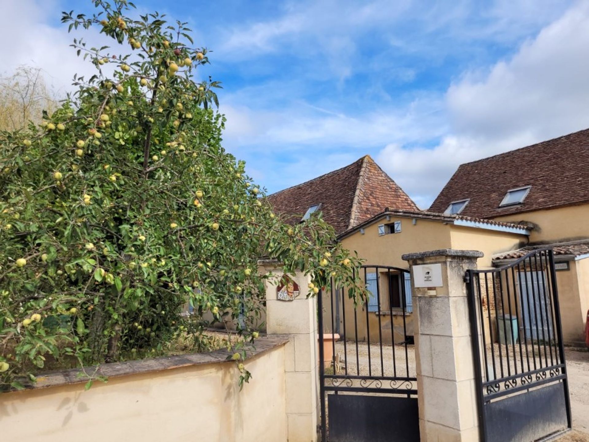 Casa nel Saint-Pierre-d'Eyraud, Nouvelle-Aquitaine 10825695